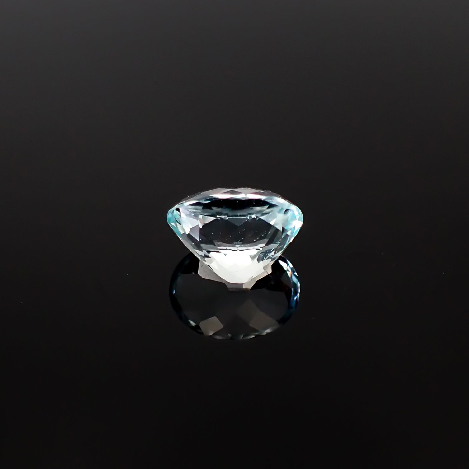 モンテブラサイト(宝石名モンテブラサイト)マダガスカル産 1.49ct 識別済[241229661]7.9x6mm前後