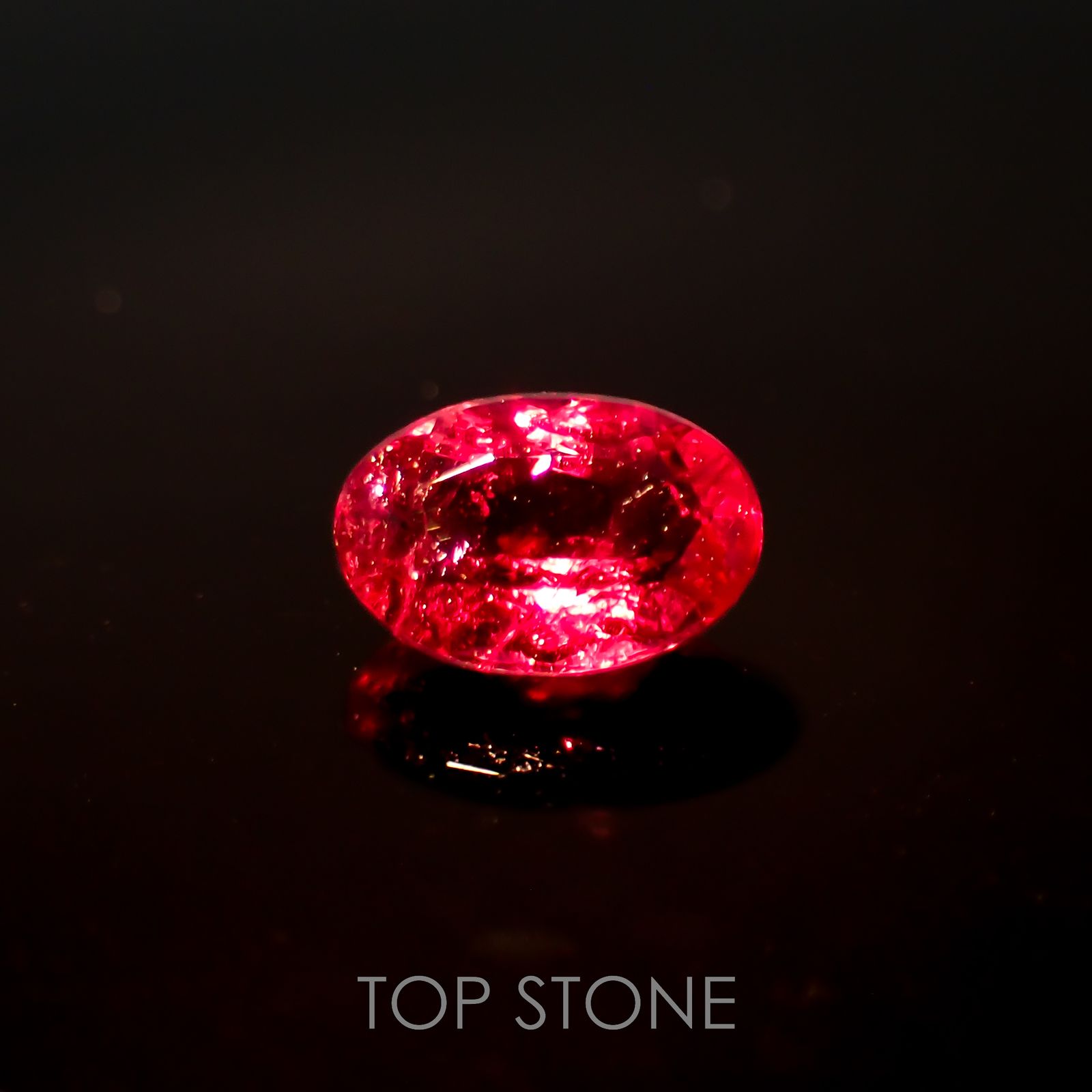 ルベライト ブラジル・ミナスジェライス州産 0.50ct[221018207]5.9x4mm前後