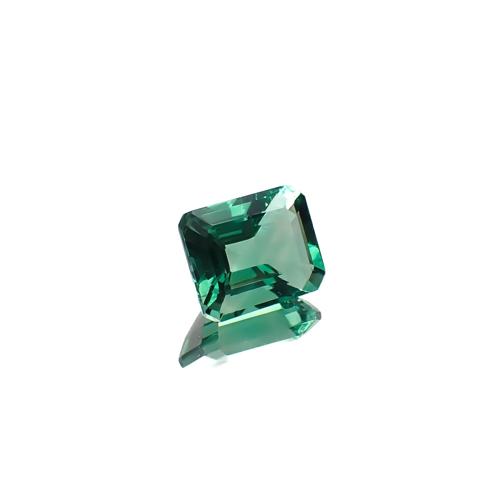フローライト フルオレッセンス イギリス・ロジャリー鉱山産 6.75ct[240928899]11.5x9.4mm前後