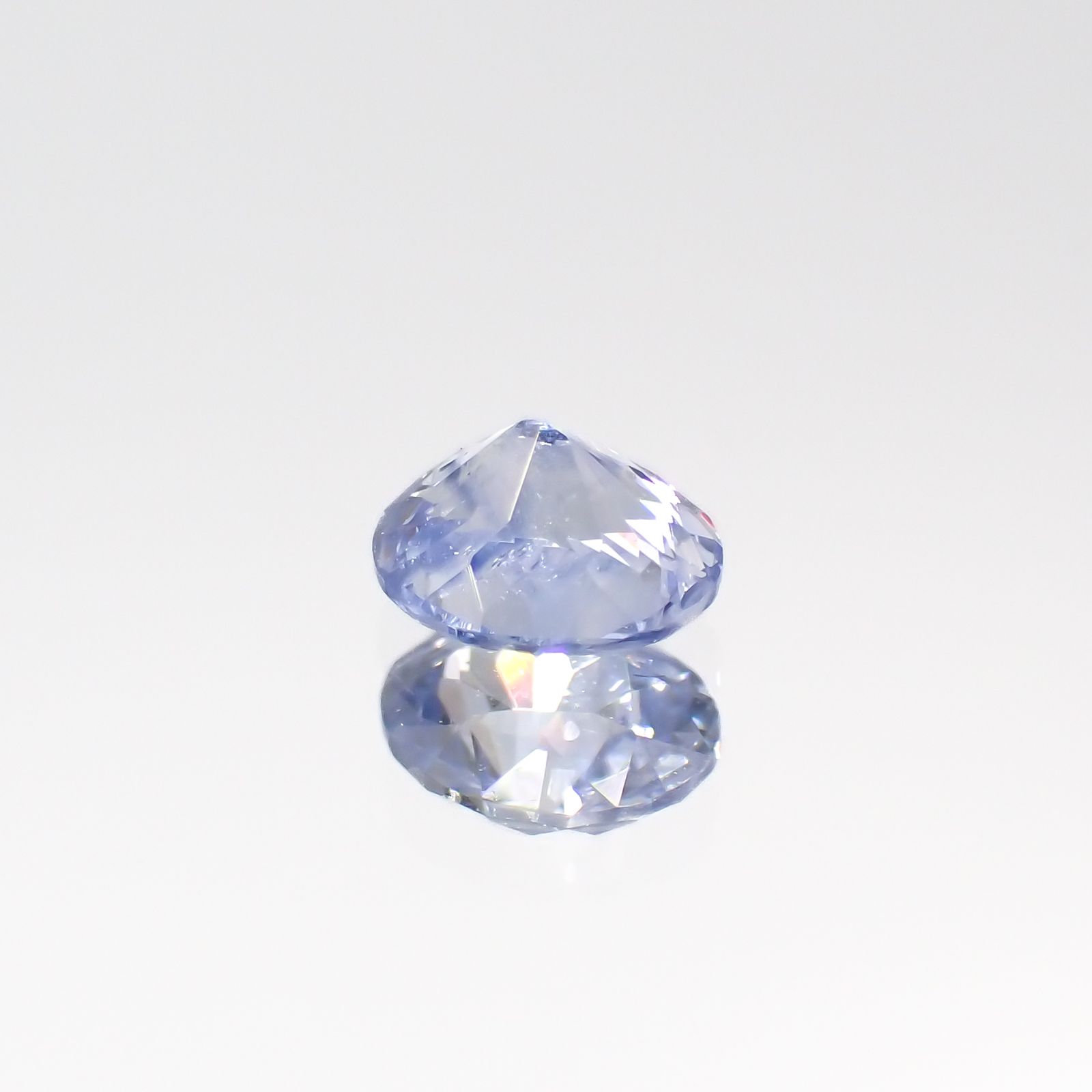 アイスブルーサファイア(宝石名サファイア)スリランカ/マダガスカル産 0.27ct 識別済[230421394]4x3.4mm前後