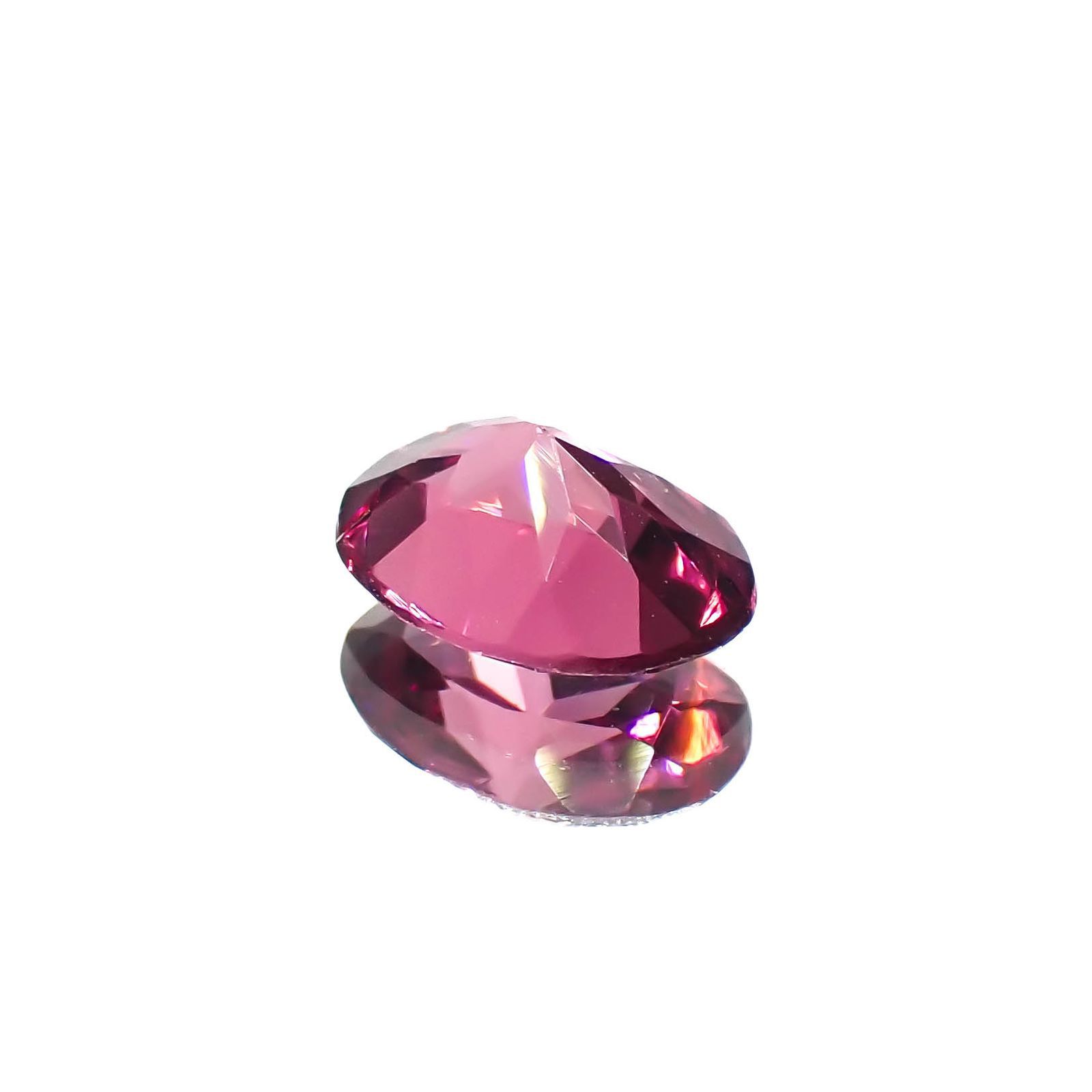 ロードライトガーネット(宝石名ロードライト・ガーネット)ブラジル産 0.84ct 識別済[221219565]6.9x5mm前後
