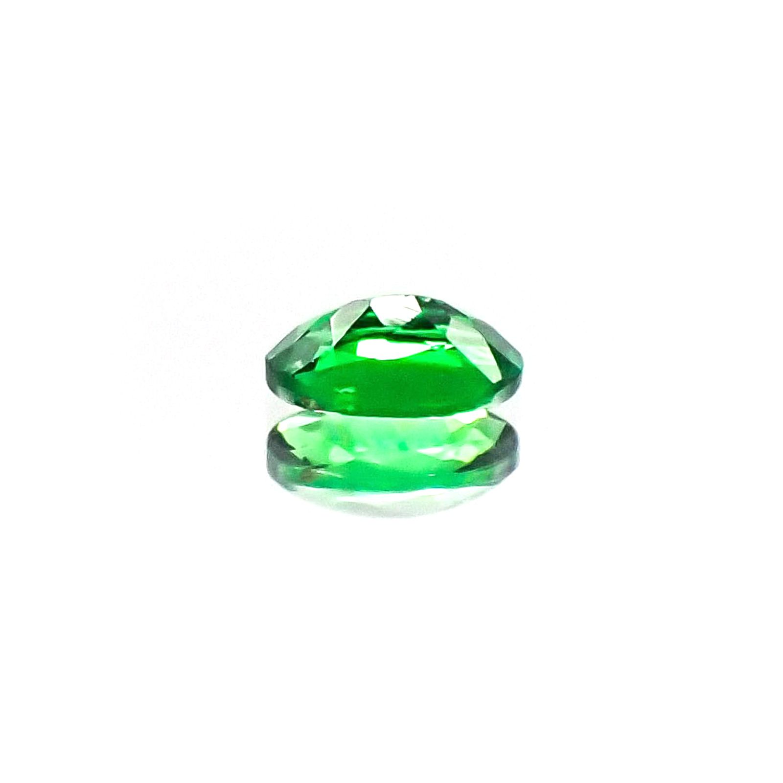 ツァボライト(宝石名グリーン グロッシュラー・ガーネット)タンザニア産 0.24ct 識別済[250622382]5x2.8mm前後