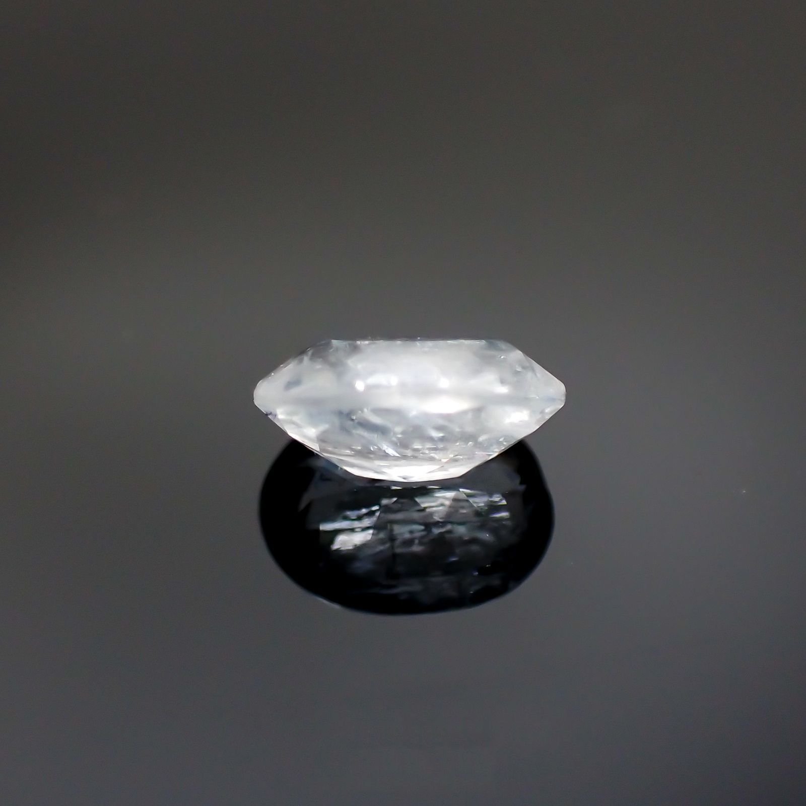 ユークレース(宝石名ユークレース) ブラジル産 0.512ct ソ付(彩