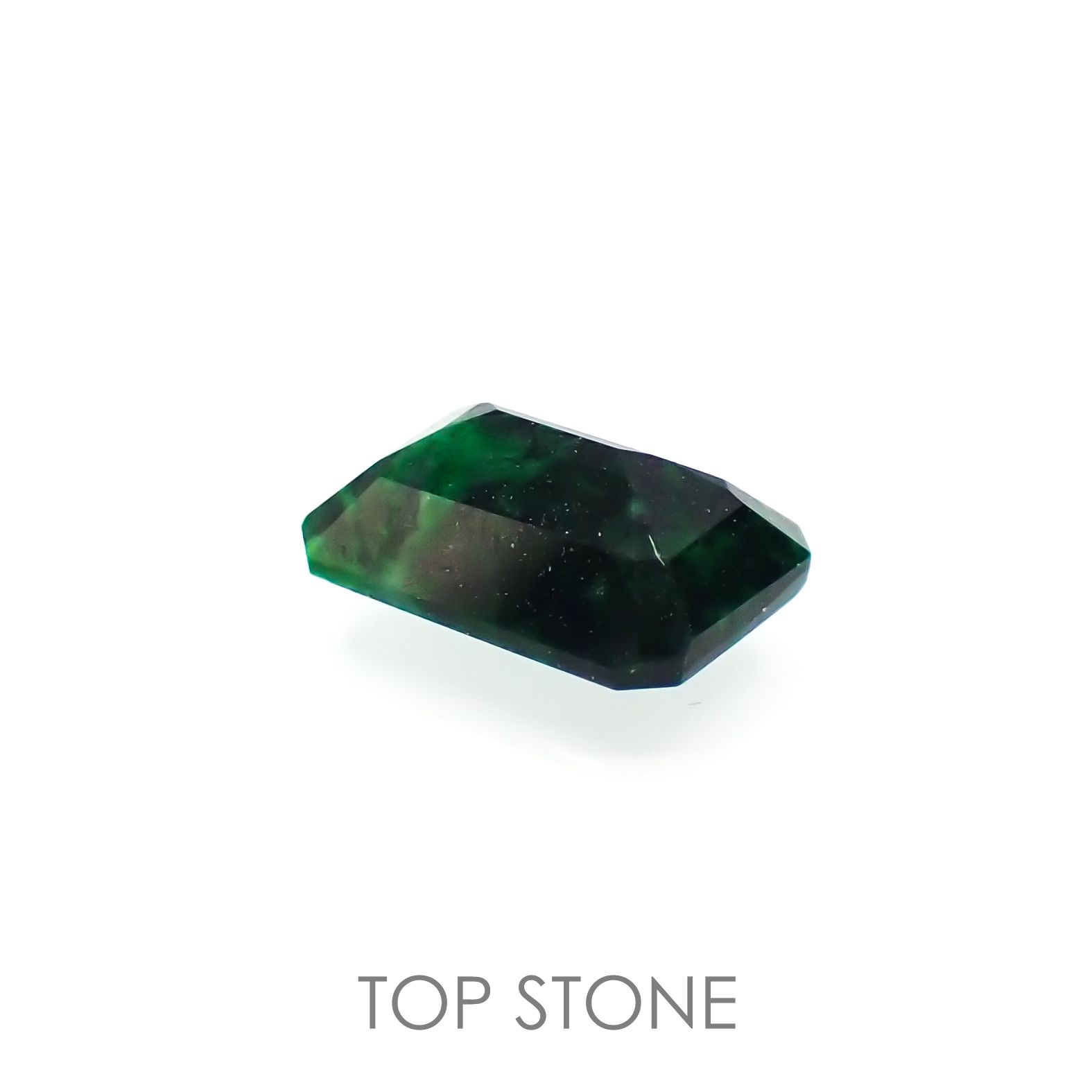 モーシッシ ビルマ産 0.71ct[220918036]6.4x4.4mm前後