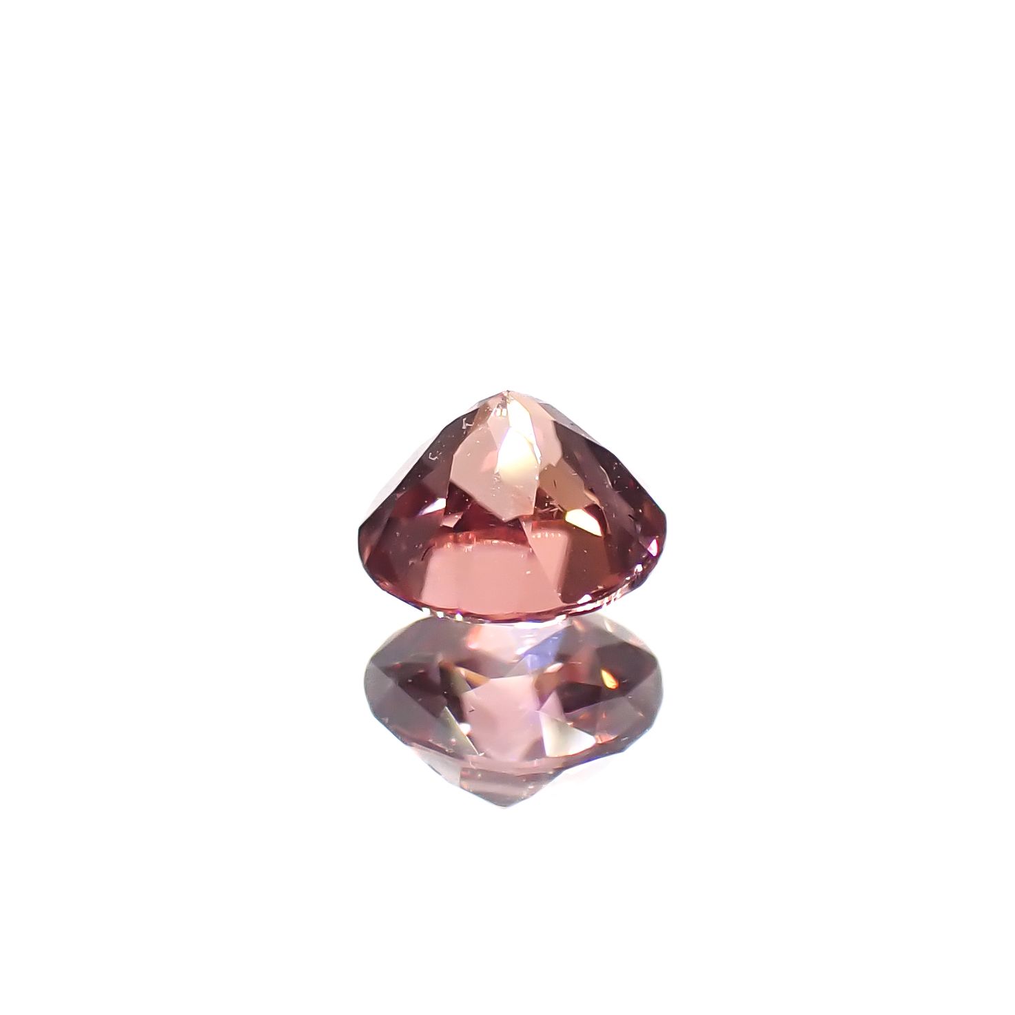 ピンクジルコン スリランカ/カンボジア産 0.54ct[240627912]4.3x4.3mm前後
