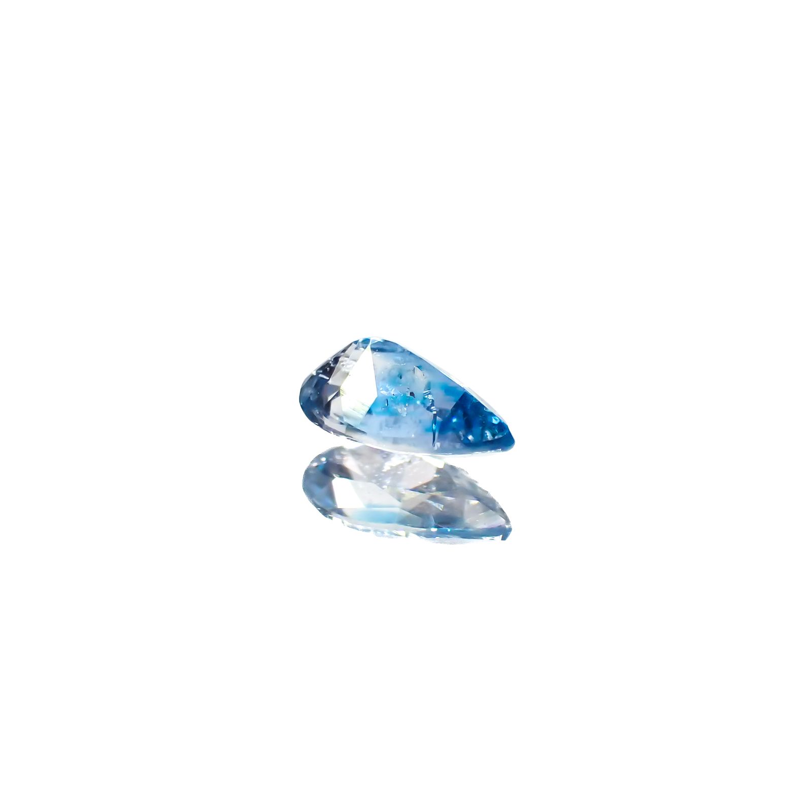 ユークレース ジンバブエ産 0.12ct[231224470]4.4x2.7mm前後