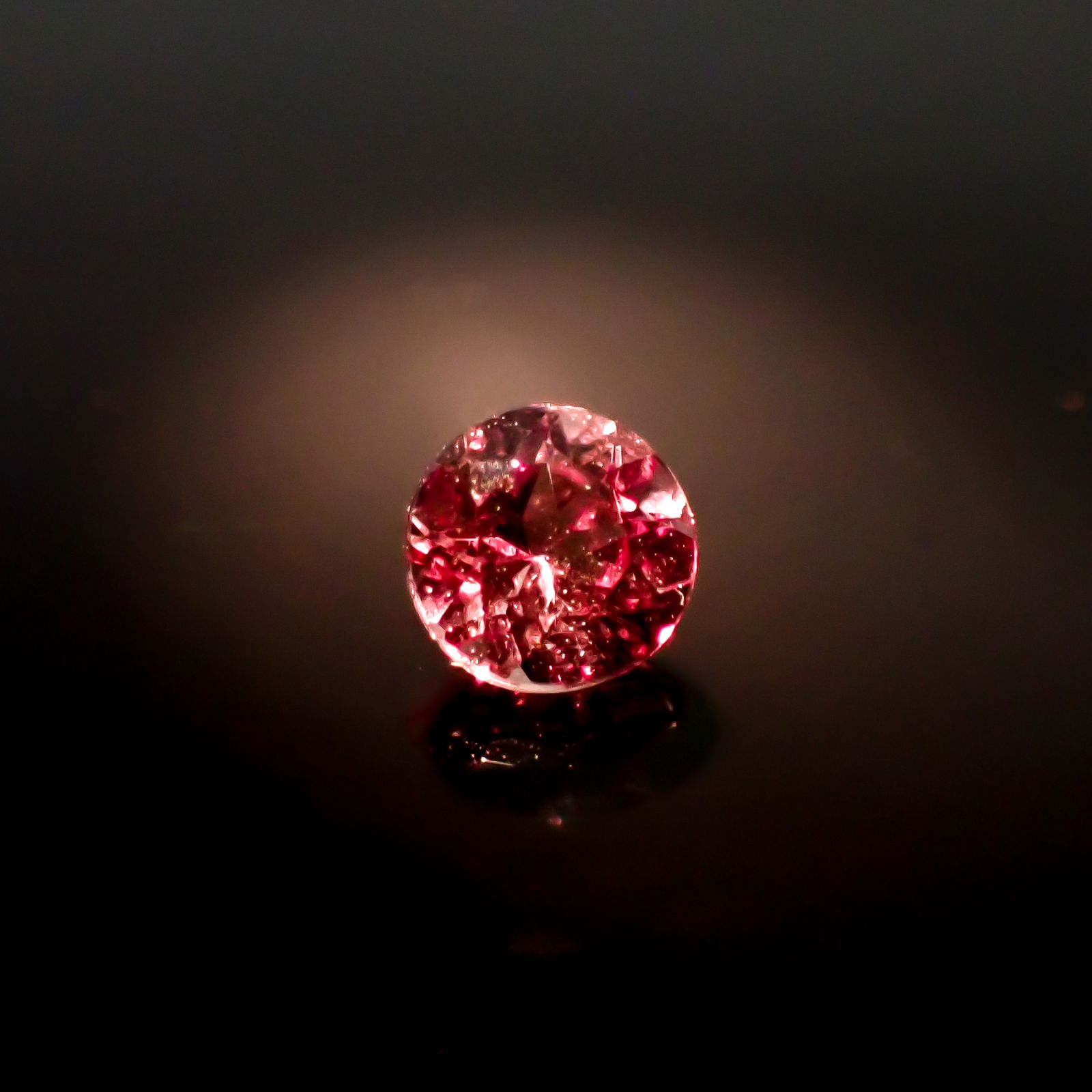 ドラゴンガーネット タンザニア産 0.34ct[241029213]4x4mm前後