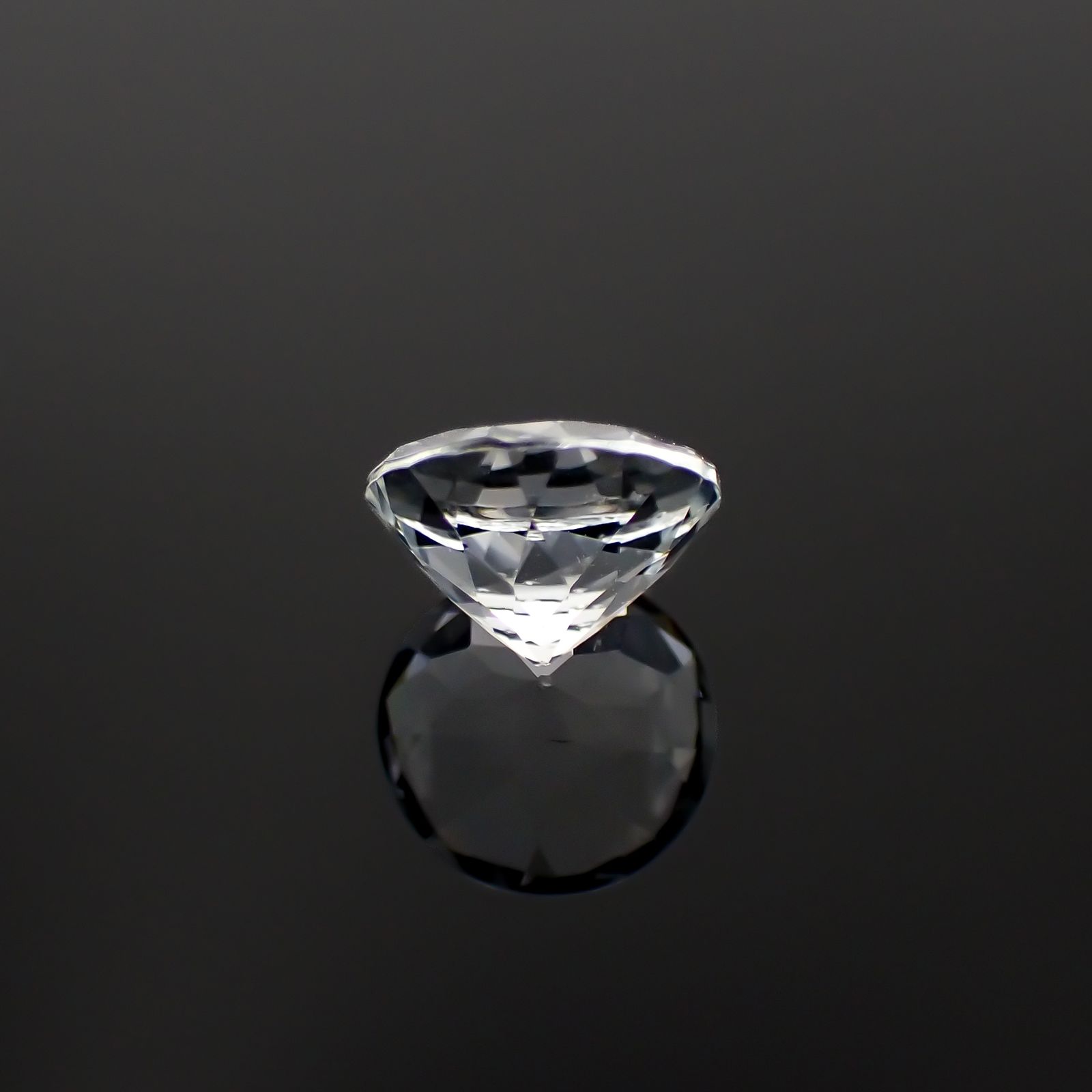 ゴッシェナイト パキスタン・ヒマラヤ産 1.57ct[230421841]7.9x7.8mm前後