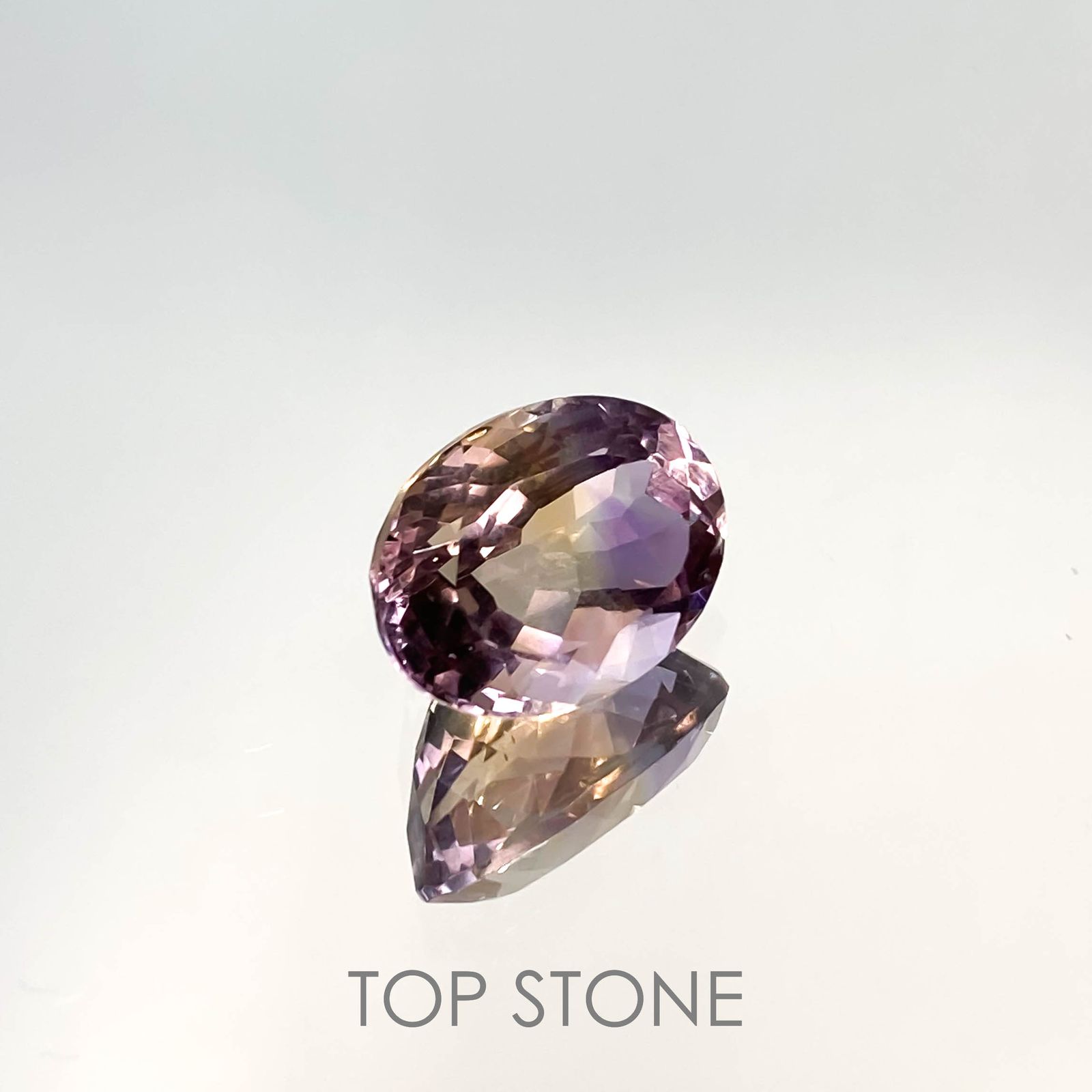 アメトリン ブラジル産 5.63ct[221018590]13.2x9.8mm前後