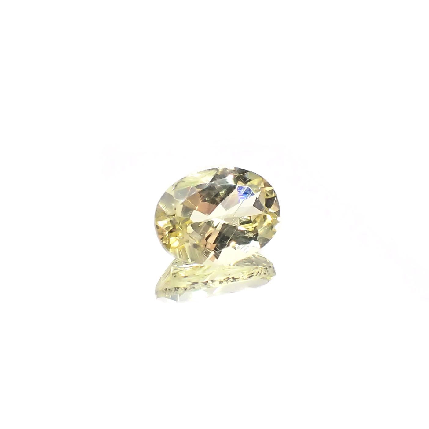 イエローダンビュライト タンザニア産 1.22ct[240125465]8.1x6mm前後