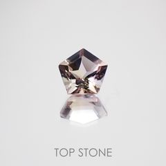 ◇ペンタゴンカット◇アメトリンSA(宝石名バイカラー・クォーツ/別名アメトリン) ボリビア産 0.72ct 識別済[210611044]6.1×6.3mm前後