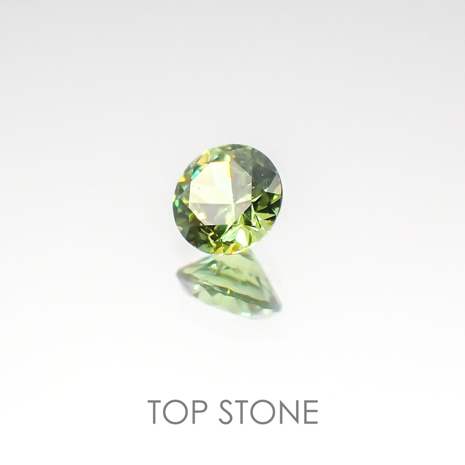 デマントイドガーネット ロシア産 ルース 0.18ct[20107341]3.4×3.4mm前後