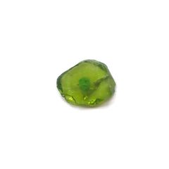 デマントイドガーネット 原石スライス(宝石名デマントイド・ガーネット) 0.42ct 識別済[210410505]5.7×4.7mm前後