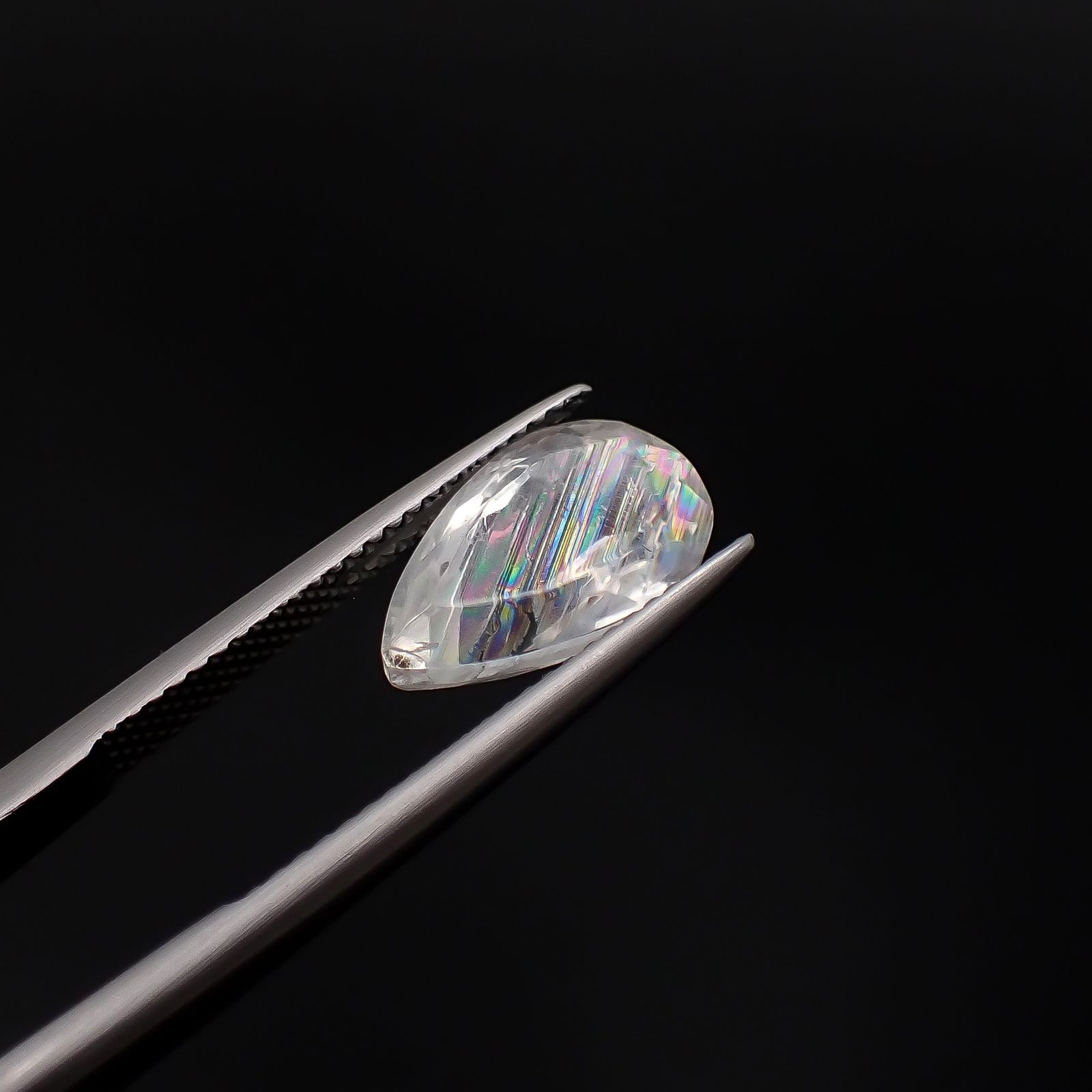 マラウイムーンストーン マラウイ共和国産 3.72ct / 13.1x7.9mm前後 [260331829]