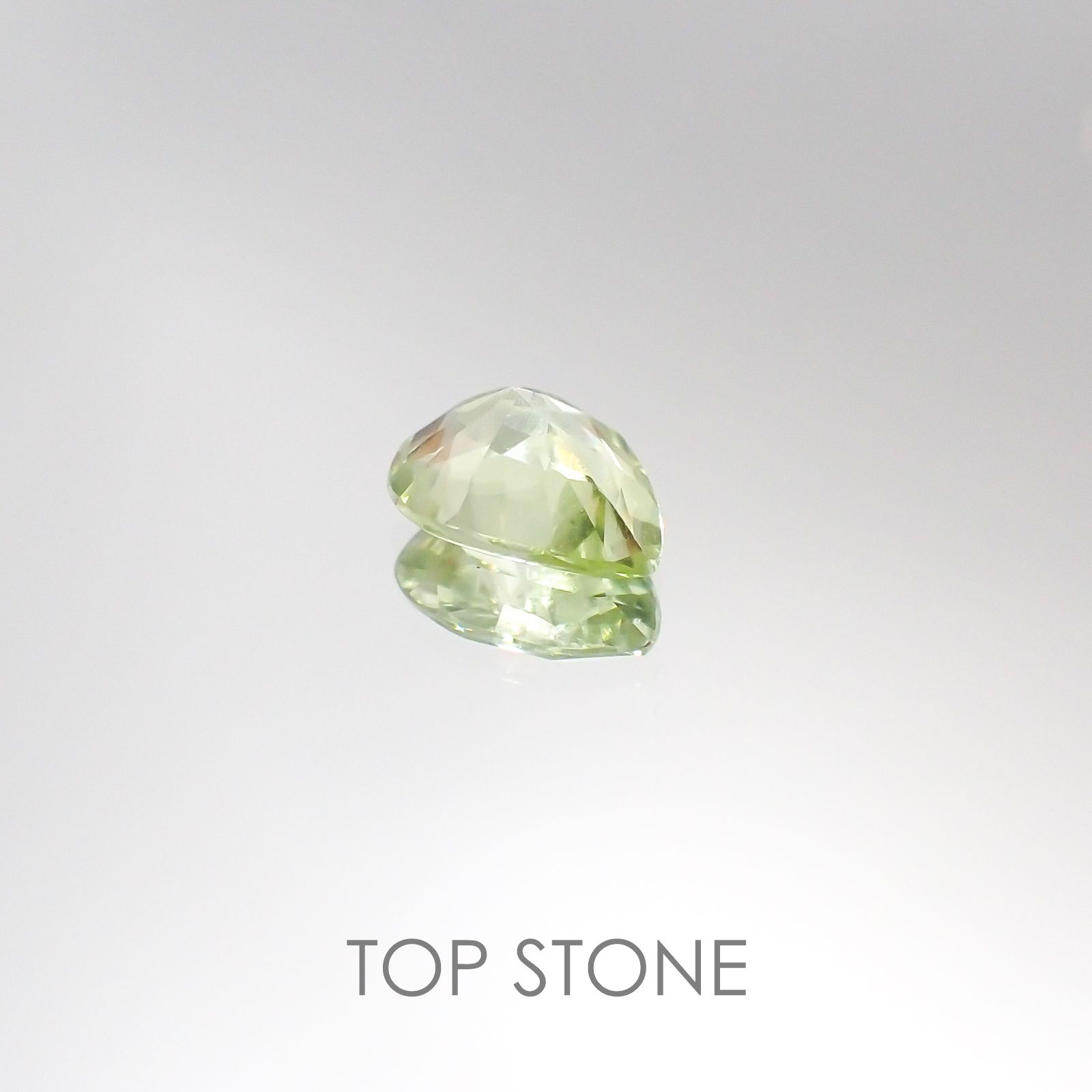 ミントガーネット(宝石名グリーン グロッシュラー・ガーネット) タンザニア・メレラニ鉱山産 1.25ct 識別済[20095508]8.2×6.5mm前後