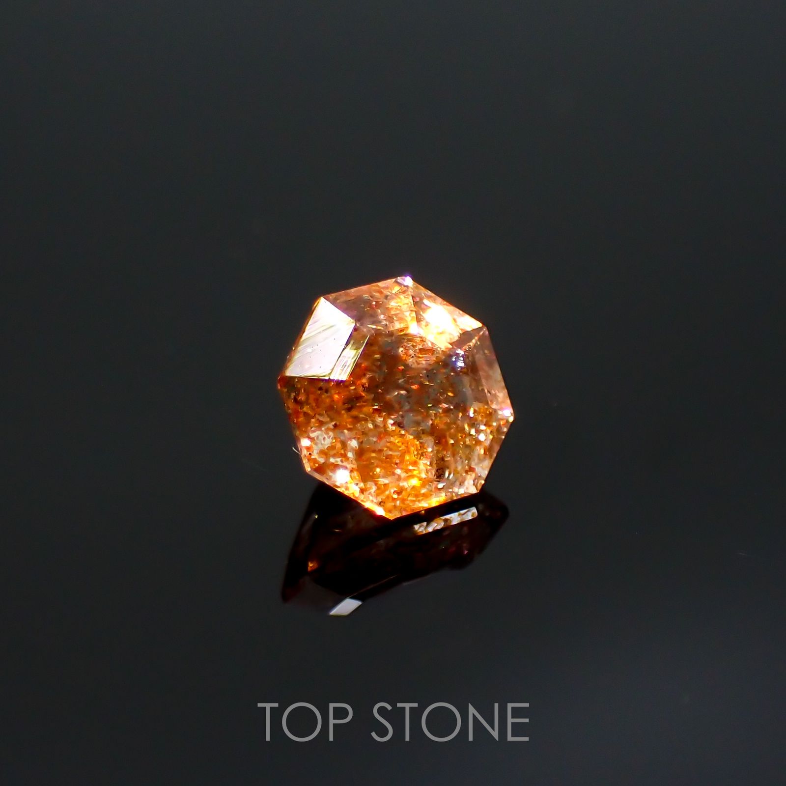 ◇オクタゴンカット◇イリュージョンサンストーン インド産 0.55ct[220115496]5.1x4.9mm前後