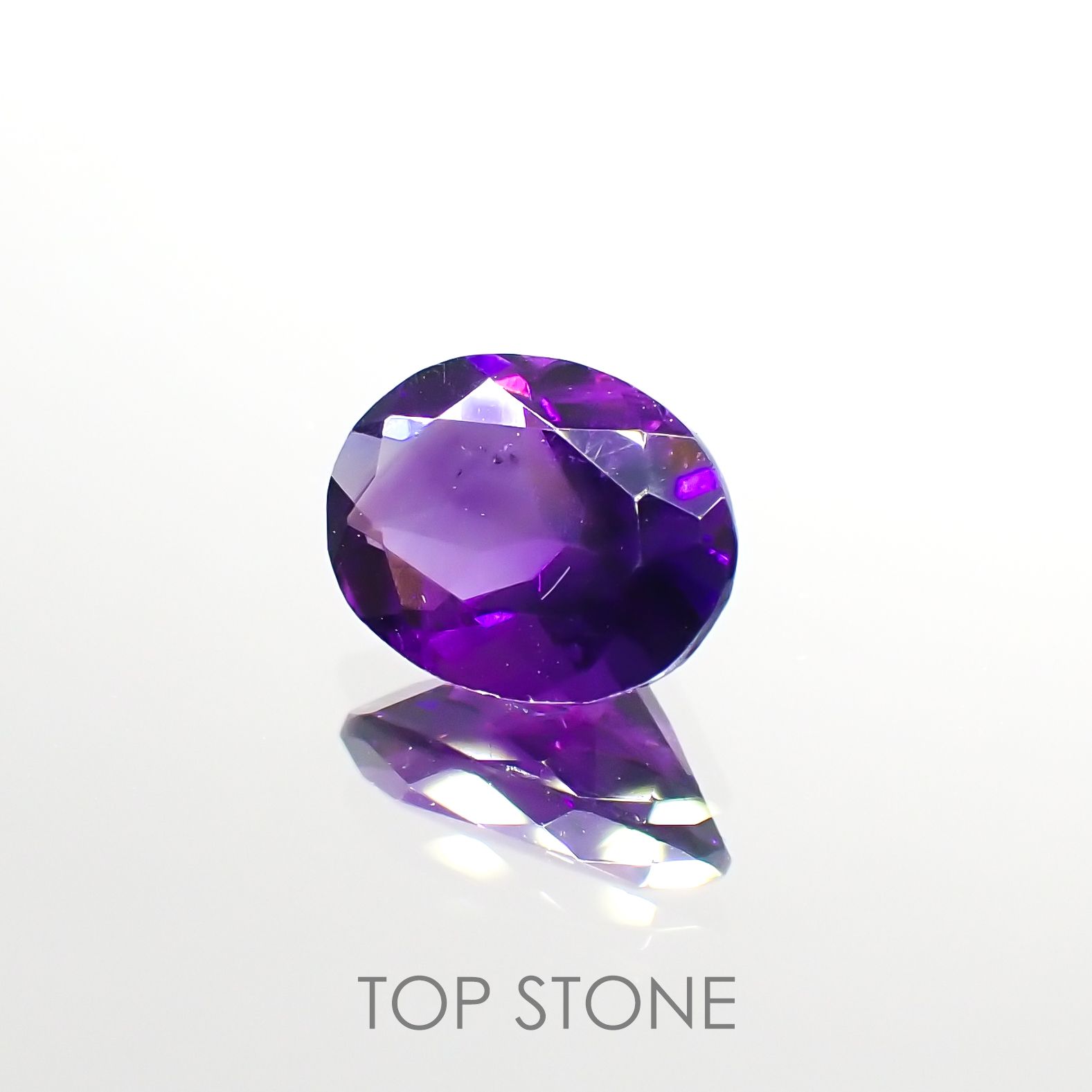 カラーシフトアメジスト(宝石名アメシスト)ブラジル/ウルグアイ産 1.52ct 識別済[220113962]8.9x6.9mm前後
