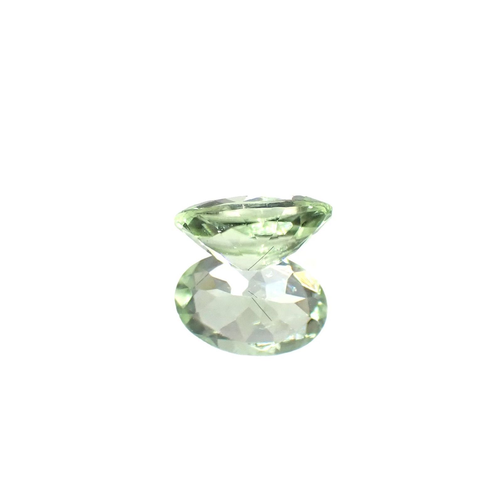ミントペリドット パキスタン/ノルウェー産 0.46ct / 6.2x4.1mm前後 [250730637]