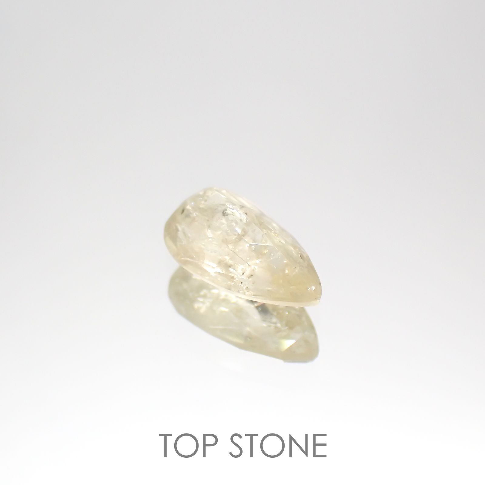 ジョハチドーライト(宝石名ジョハチドライト) ビルマ産 0.768ct ソ付(彩珠)[19111465]8×4.3mm前後