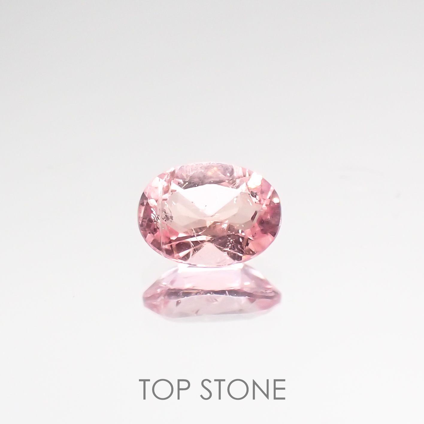 ペツォッタイト(ラズベリル)(宝石名ペツォッタイト) マダガスカル産 0.162ct ソ付(彩珠)[210711804]4×3mm前後