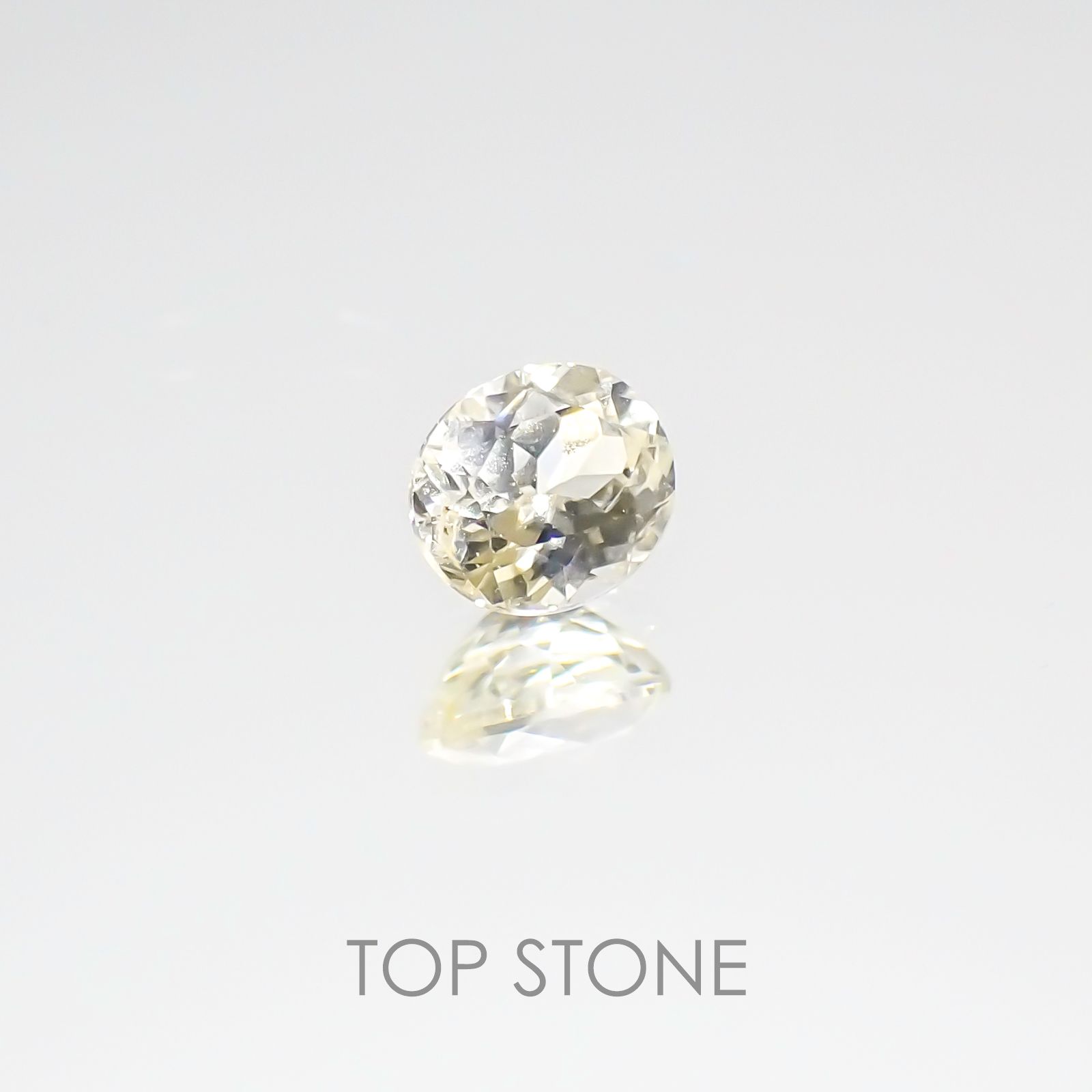 リューコガーネット ミャンマー産 ルース 0.23ct[20106671]3.8×3.3mm前後
