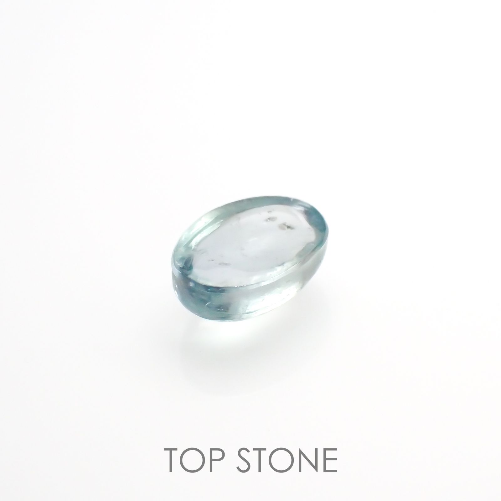 バナジウムコーネルピン(宝石名コーネルピン)タンザニア・タンガ州産 0.70ct 識別済[220115560]6x4.2mm前後