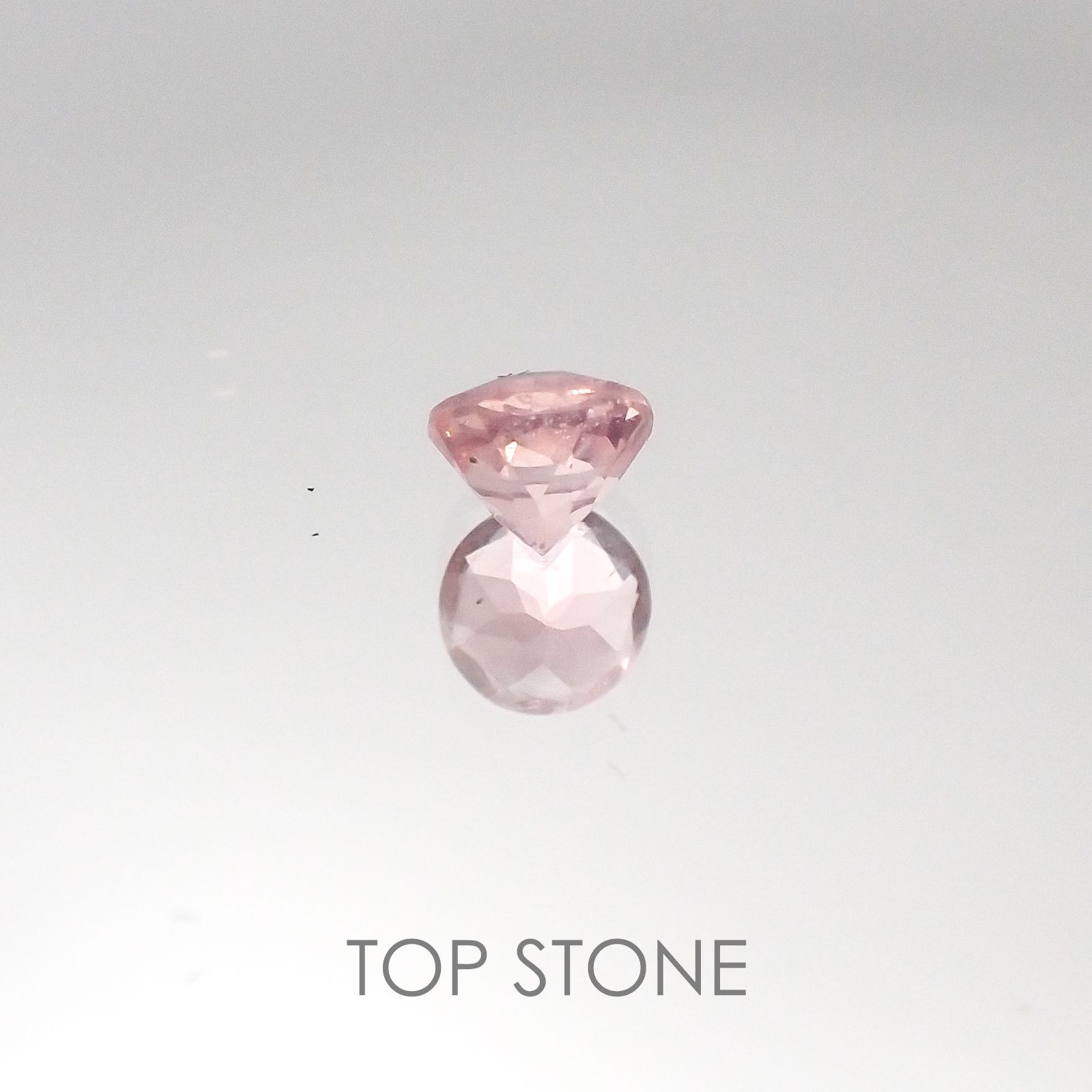 ディープローズクォーツ モザンビーク産 ルース 0.28ct[20095382]4.1×4.1mm前後