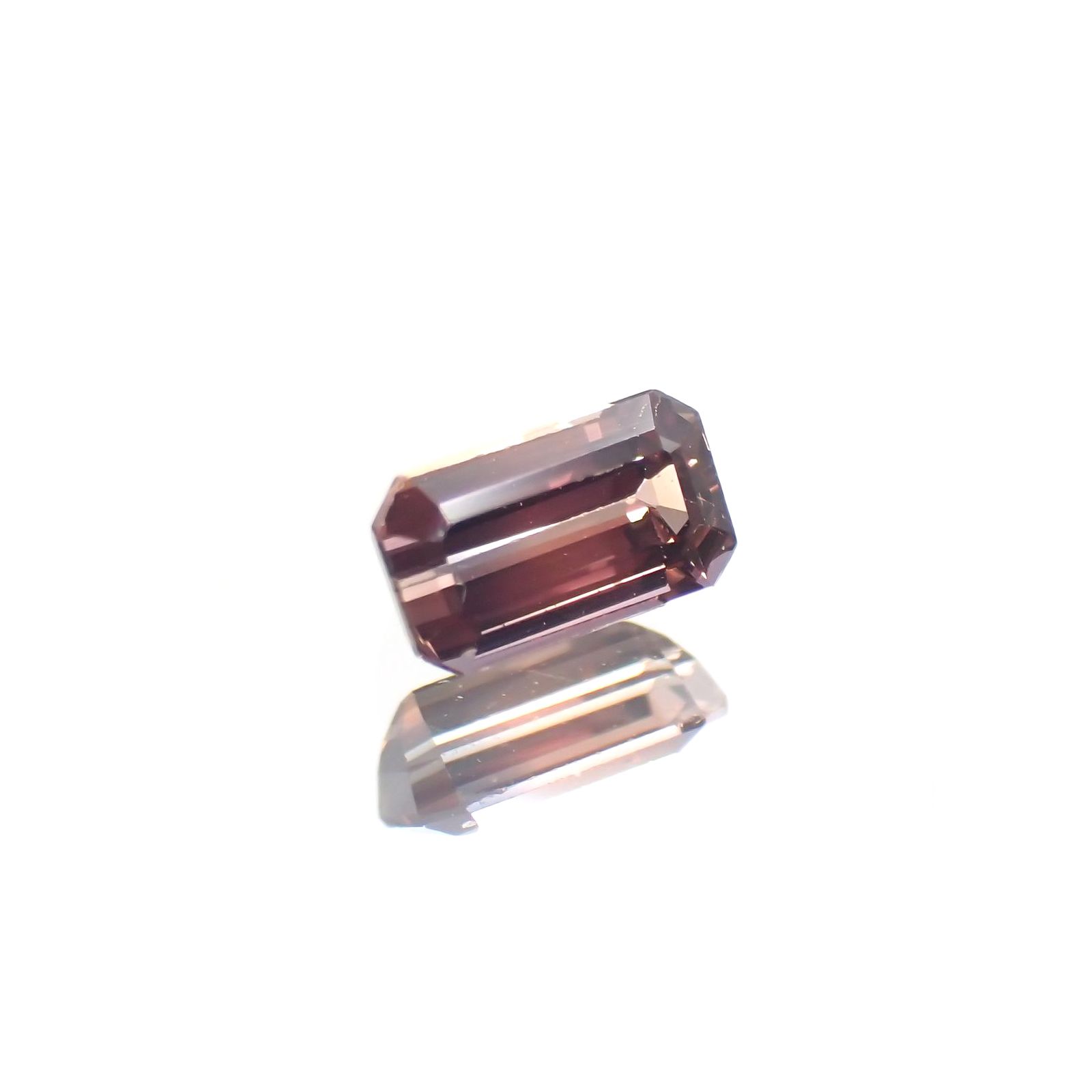 バイカラーサファイア(宝石名バイカラー・サファイア) マダガスカル/タンザニア産 0.23ct 識別済[210812498]4.2×2.5mm前後