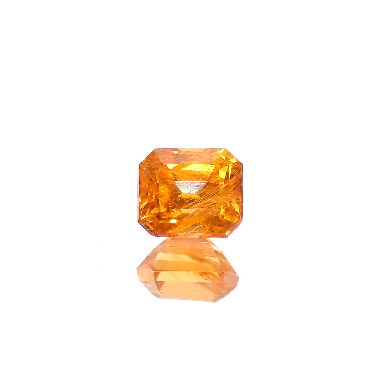 マンダリンガーネット マダガスカル産 0.27ct[240628223]3.4x2.9mm前後