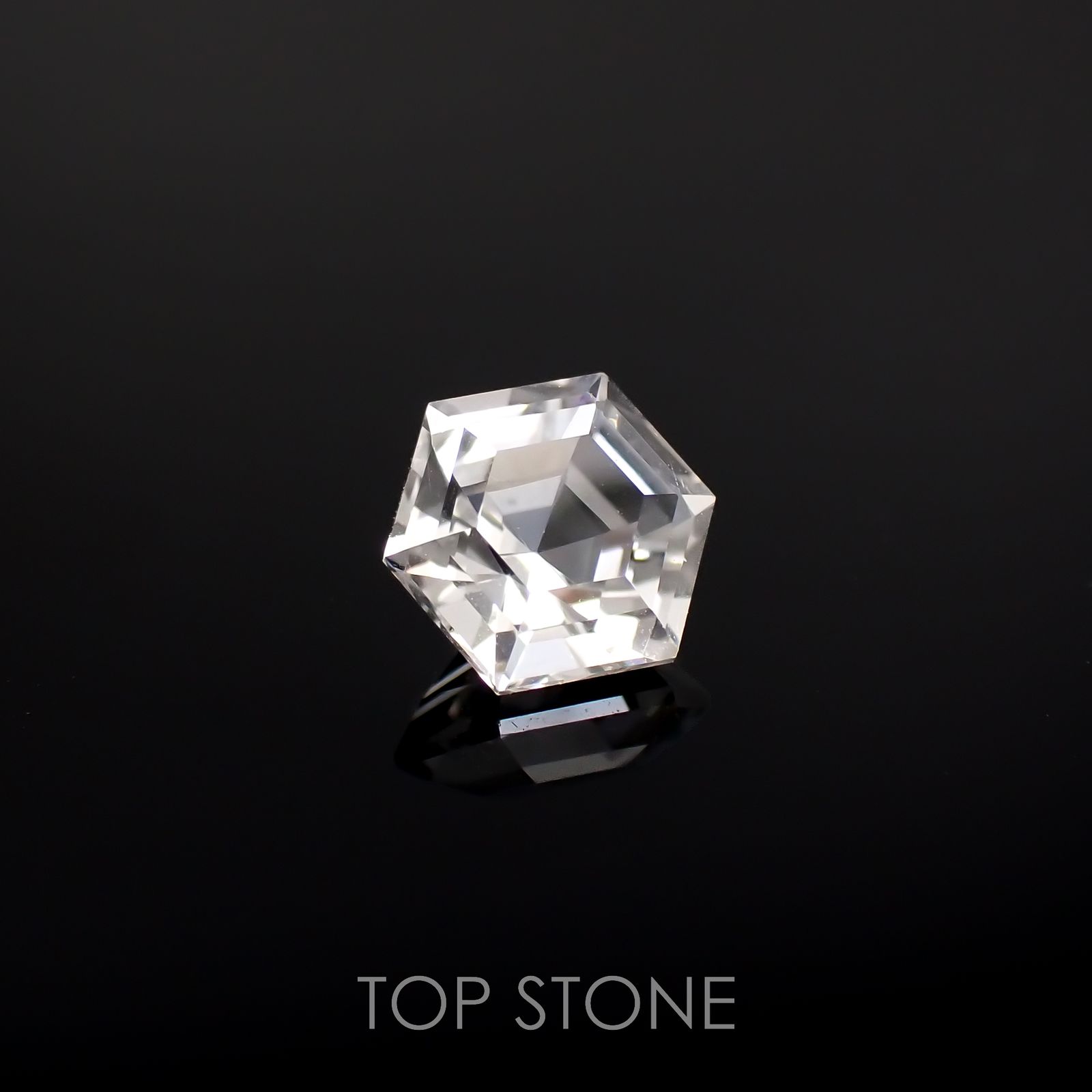 ◇ヘキサゴンカット◇レムリアンシードクリスタル(保証シール付き) ブラジル産 0.85ct[221018275]5.9x5.9mm前後