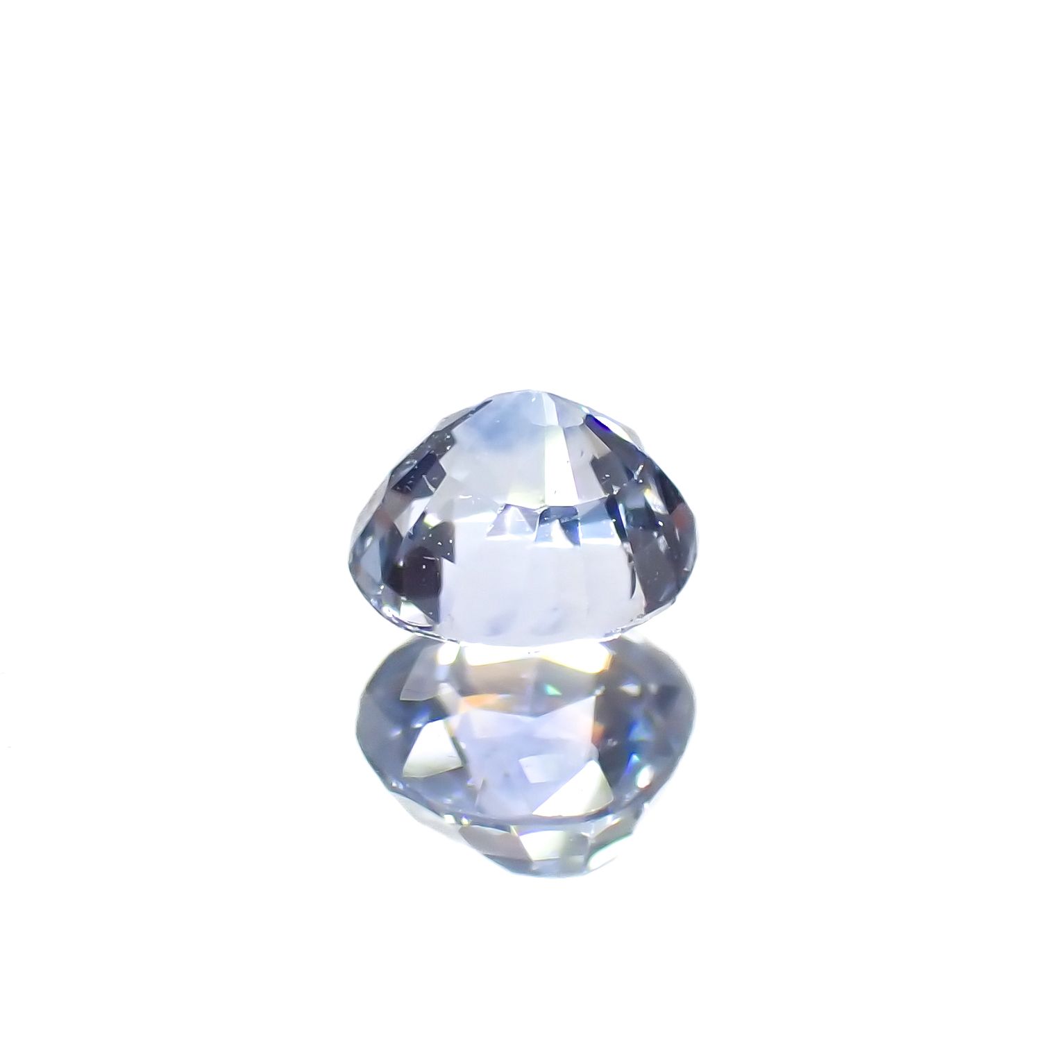 アイスブルーサファイア(宝石名サファイア)スリランカ/マダガスカル産 0.31ct 識別済[230722698]3.9x3.7mm前後