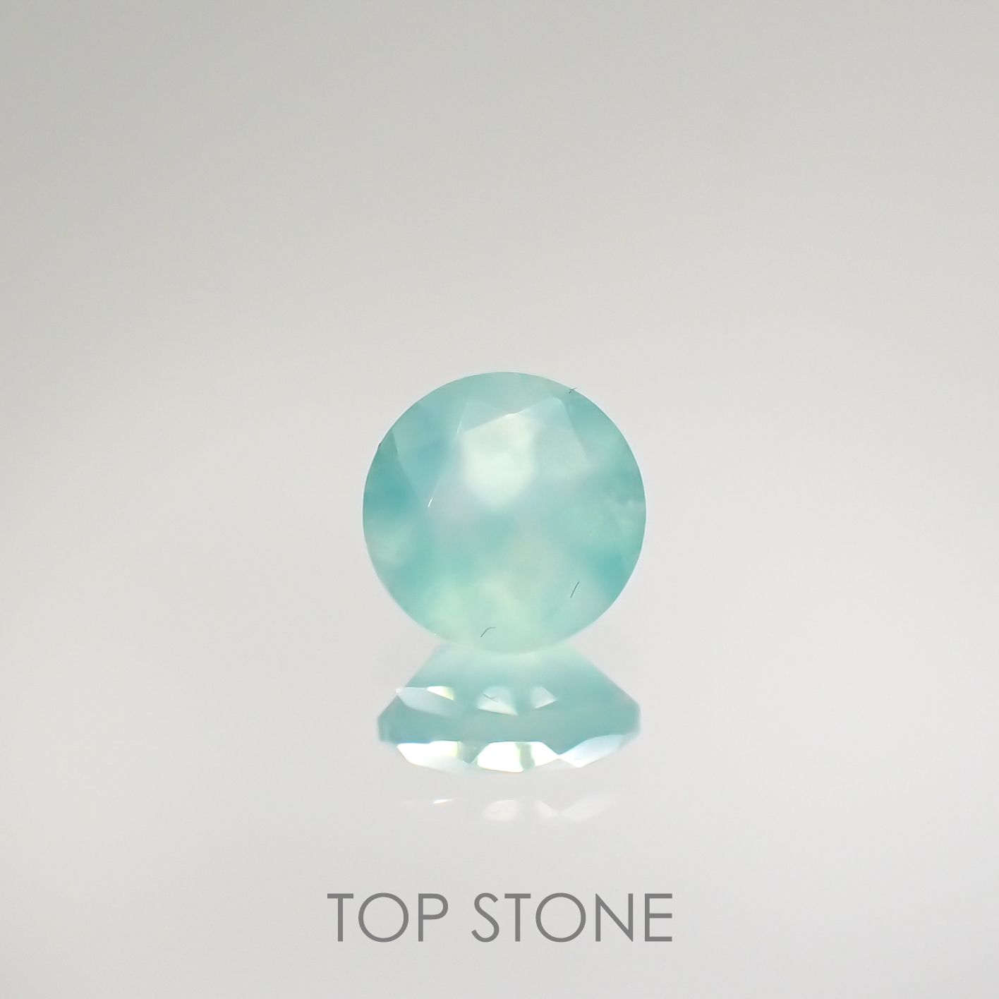 アクアプレーズ(宝石名ブルー グリーン・カルセドニー) 南アフリカ産 0.80ct 識別済[210912342]6.2×6.2mm前後
