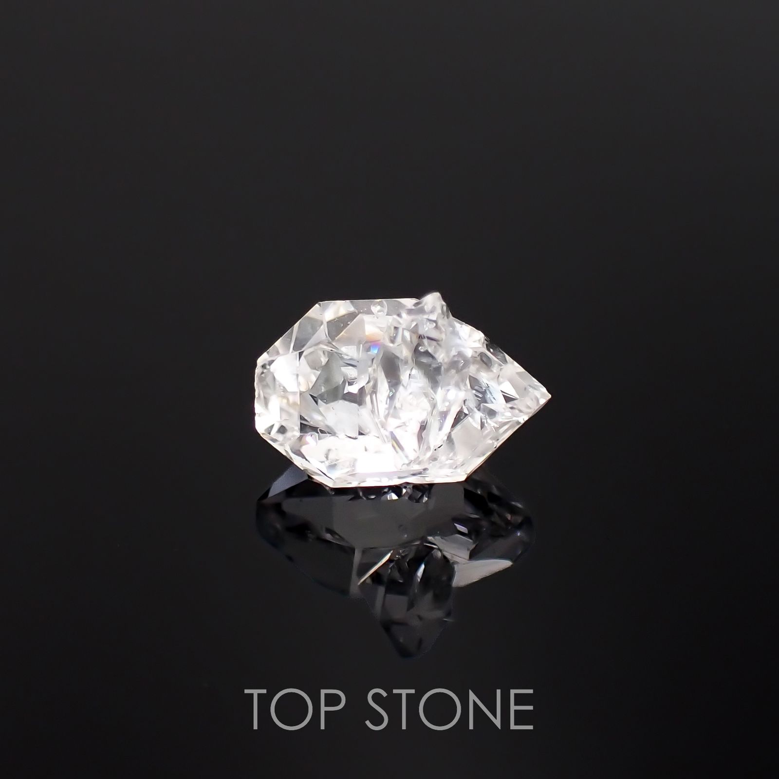 ハーキマーダイヤモンド原石 アメリカ・ニューヨーク州産 3.77ct[230320862]11.8x7.4mm前後
