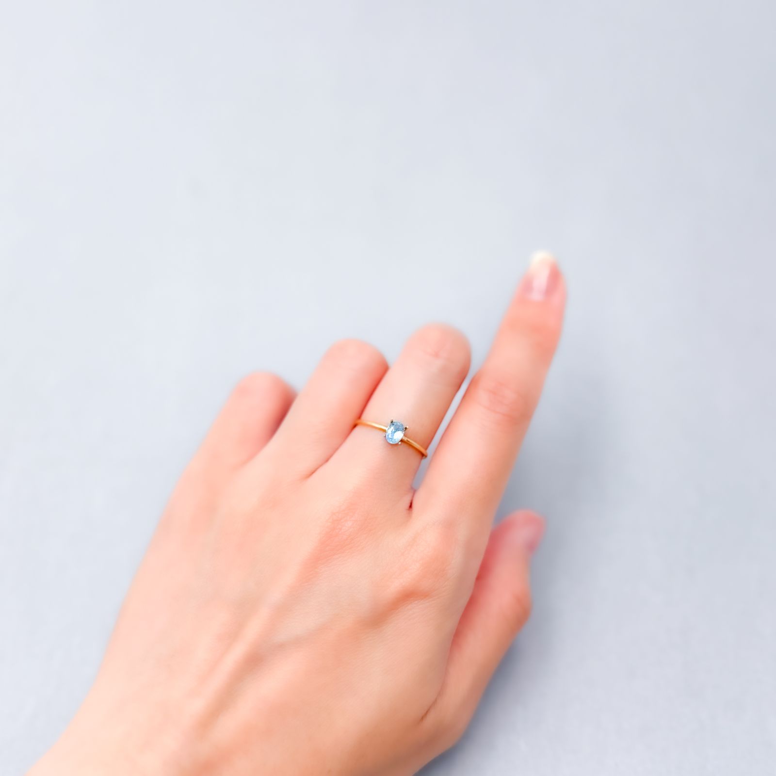ユークレース(宝石名ユークレース)ジンバブエ産 0.32ct 識別済[250530417]5.1x3.6mm前後