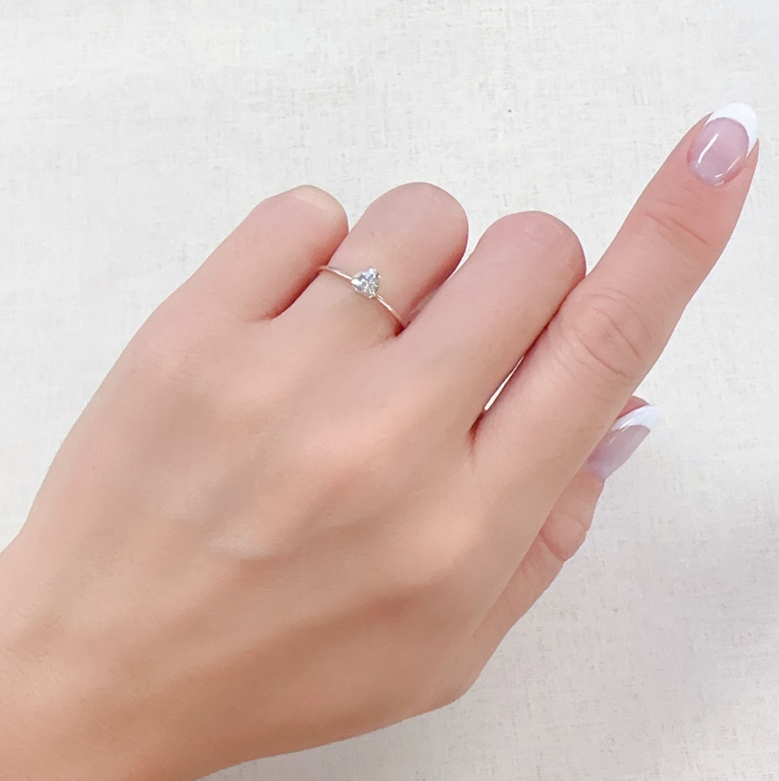シャンパンカラージルコン(宝石名ジルコン)スリランカ/カンボジア産 0.56ct 識別済[230722987]4.5x4.5mm前後