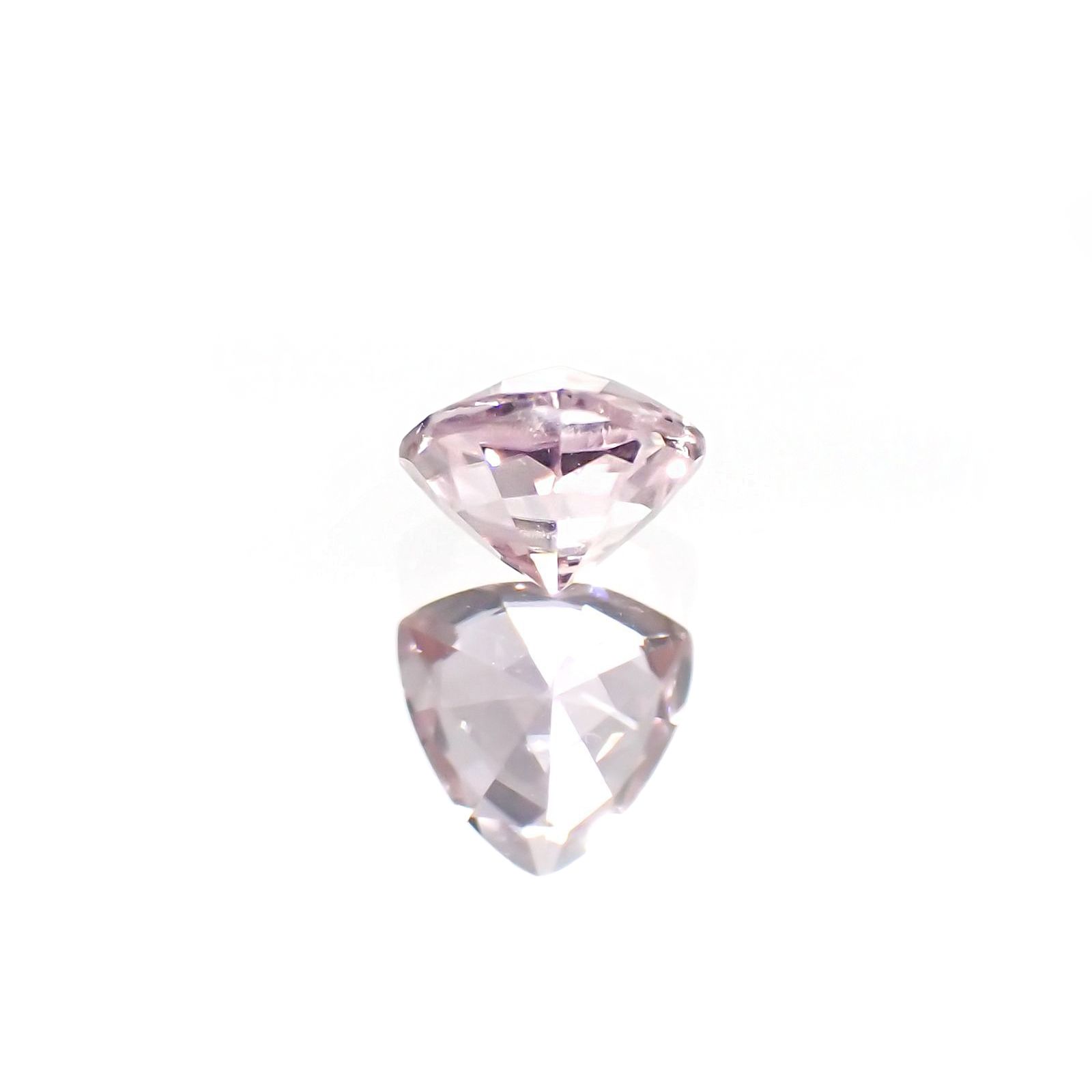 ピンクダイアスポア(宝石名ダイアスポア) アフガニスタン産 識別済 0.37ct / 4.4x4.4mm前後 [210912430]