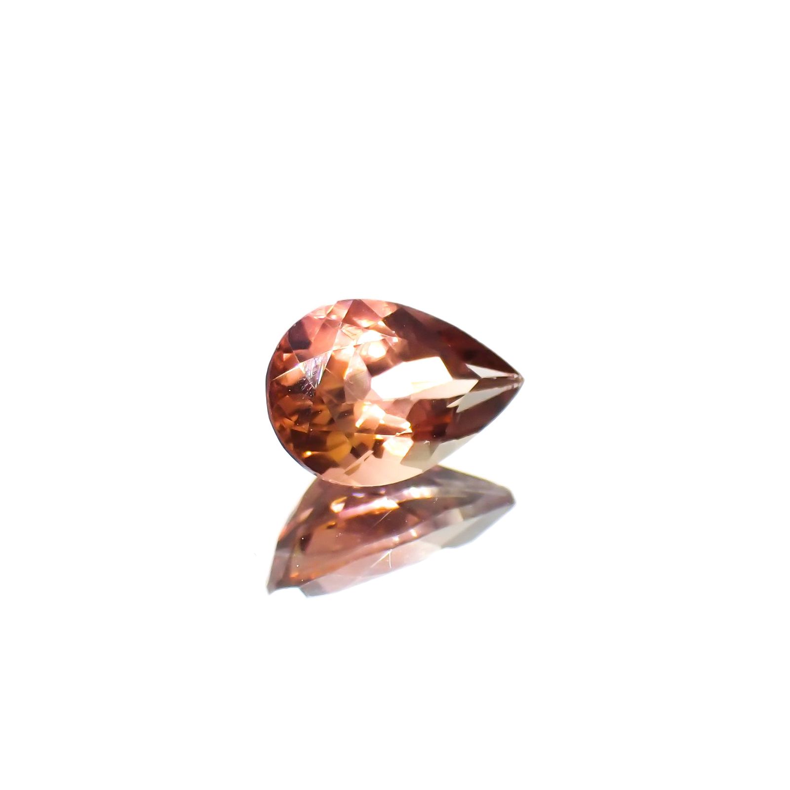 バイカラートルマリン(宝石名トルマリン)コンゴ産 1.26ct 識別済[250114996]9x6.1mm前後