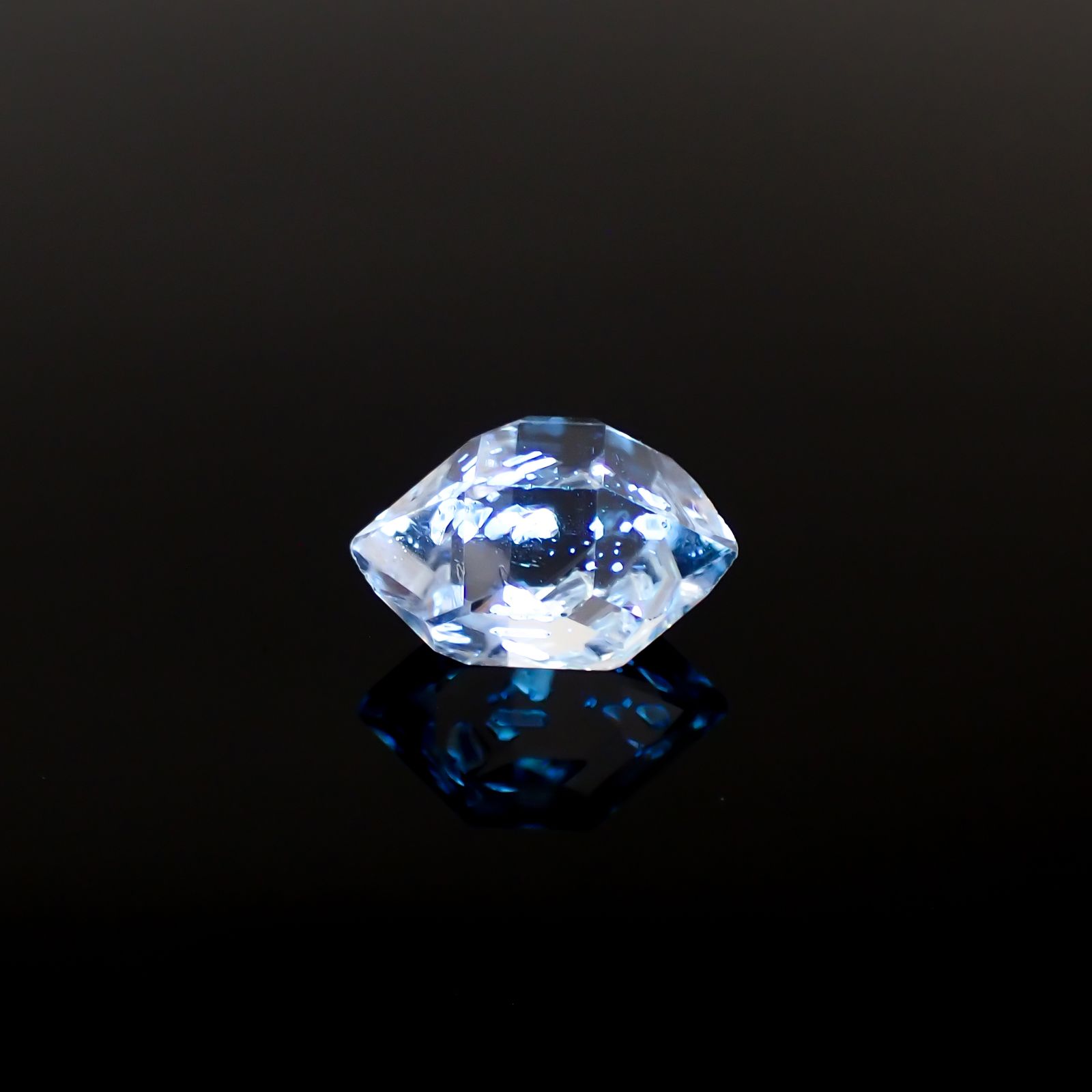 オイルインクォーツ原石 パキスタン産 5.19ct [231224717]13.4x8.9mm前後