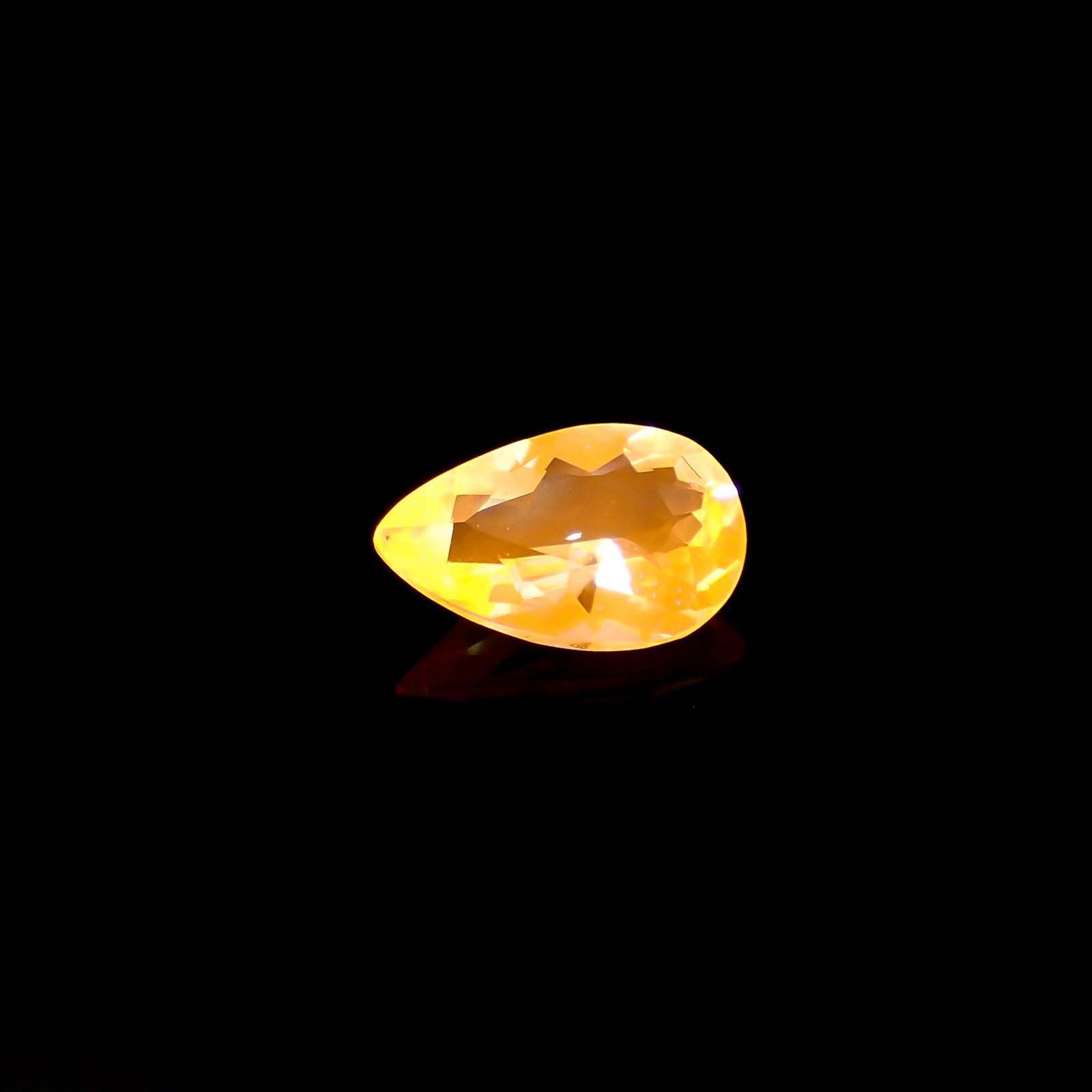 テネブレッセンススキャポライト(宝石名スキャポライト)アフガニスタン産 識別済 0.37ct / 6.8x4.2mm前後 [230722565]