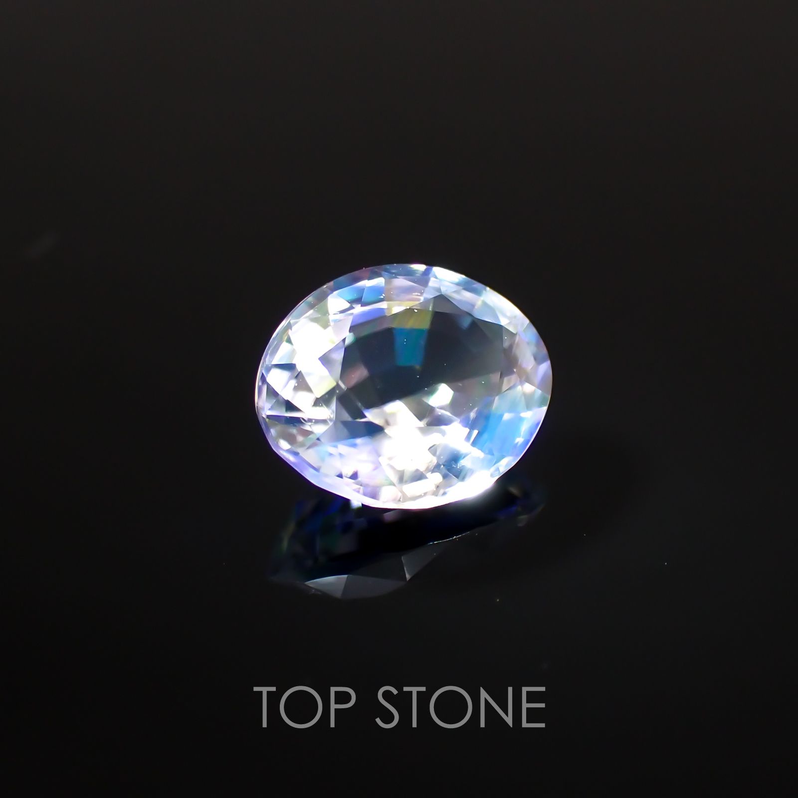 レインボームーンストーン(アンデシンラブラドライト) マダガスカル産 ルース 0.88ct[210310395]7.1×5.8mm前後