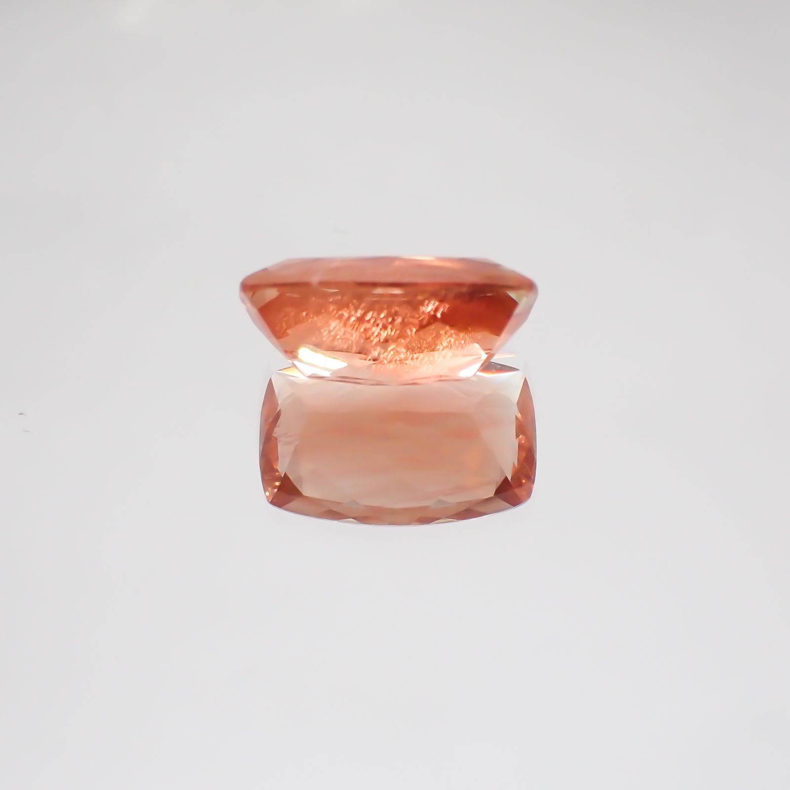 オレゴンサンストーン(宝石名ラブラドライト・サンストーン)アメリカ・オレゴン州産 4.180ct ソ付(彩珠)[230622267]13x8.5mm前後