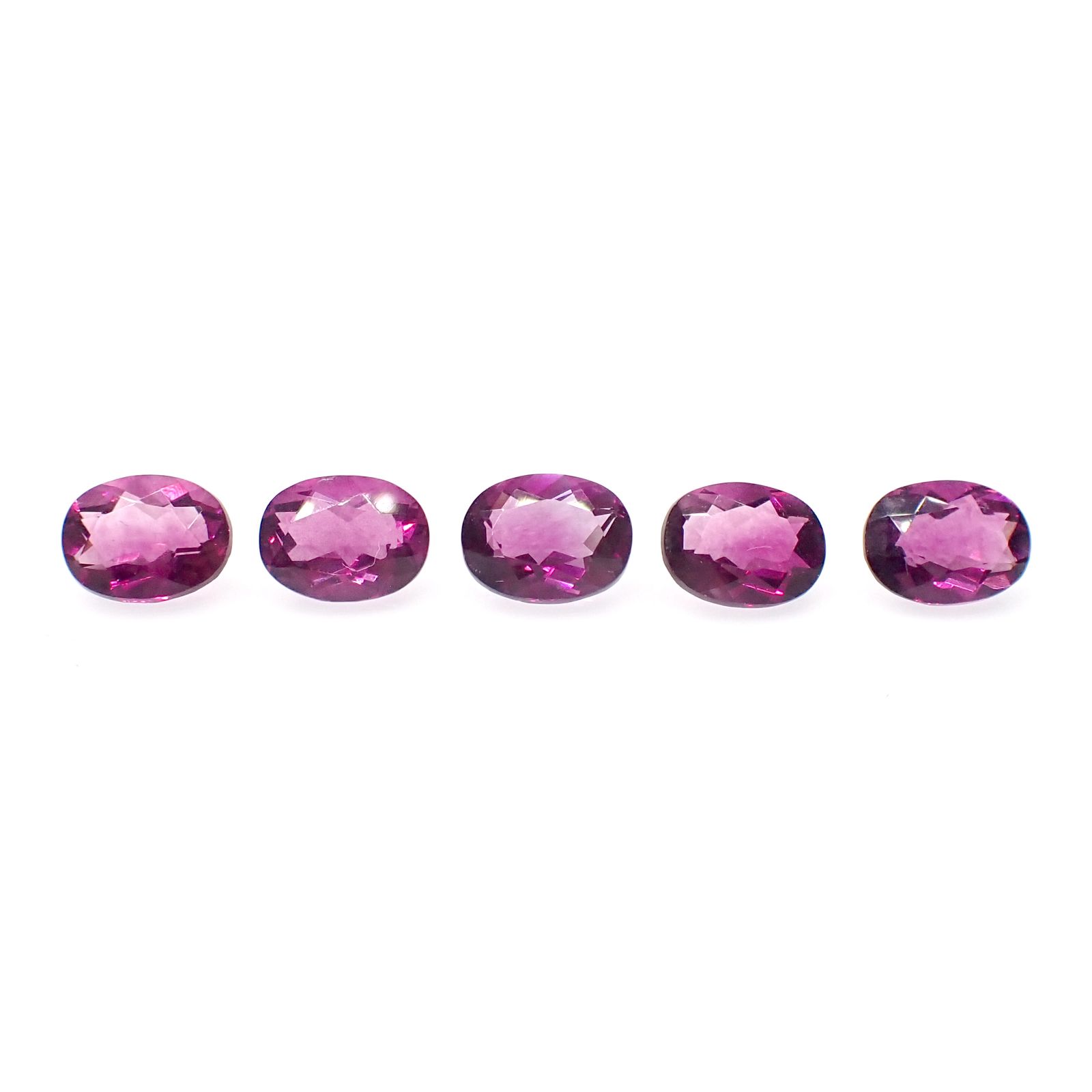◆ランダムセレクト-Limited edition-◆<先着10個>ピンクパープルフローライト フルオレッセンス 中国産 約1.42-1.99ct[230723017]8.0-8.3x6.1-6.5mm前後
