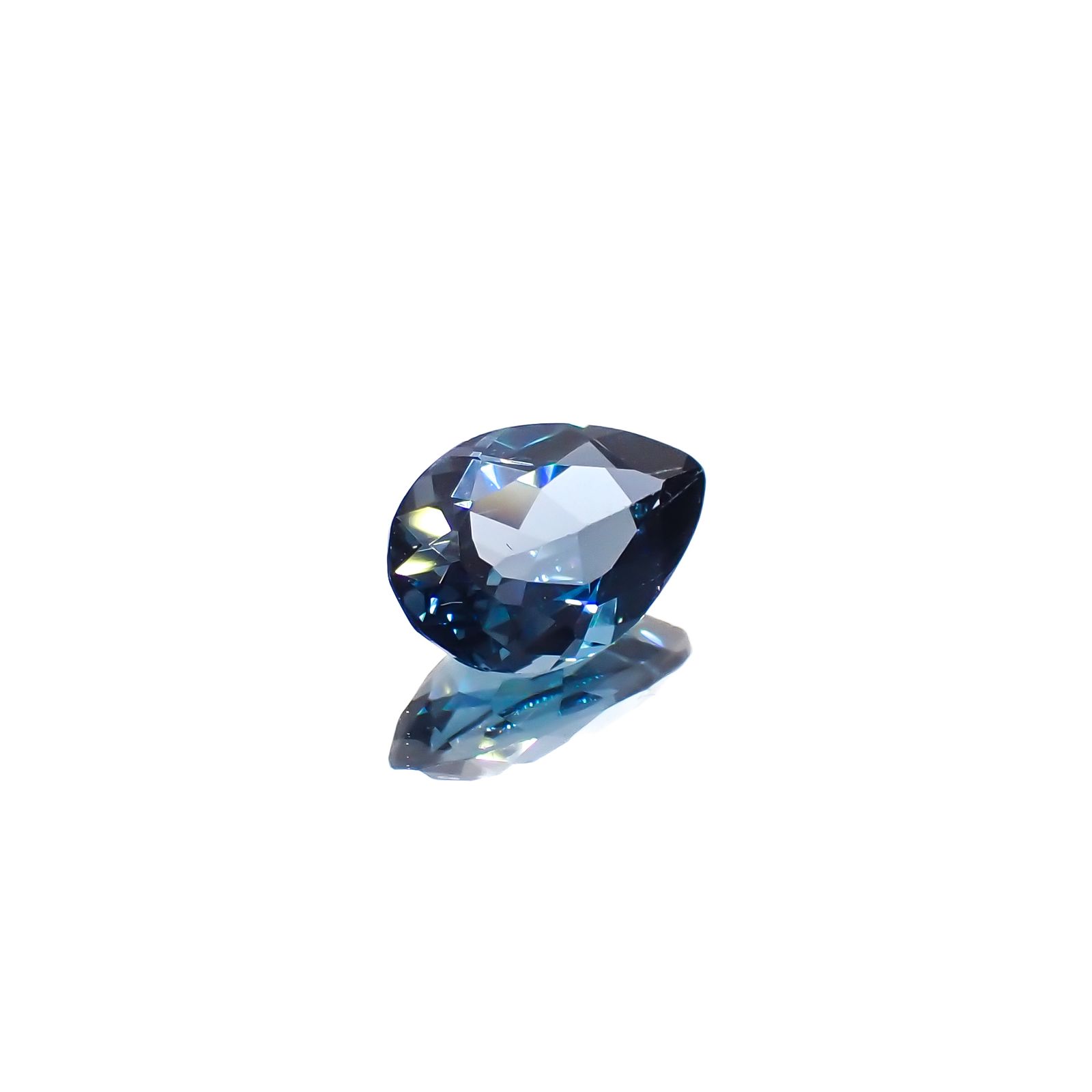 ロンドンブルートパーズ ブラジル産 1.85ct[240326797]9.8x6.6mm前後