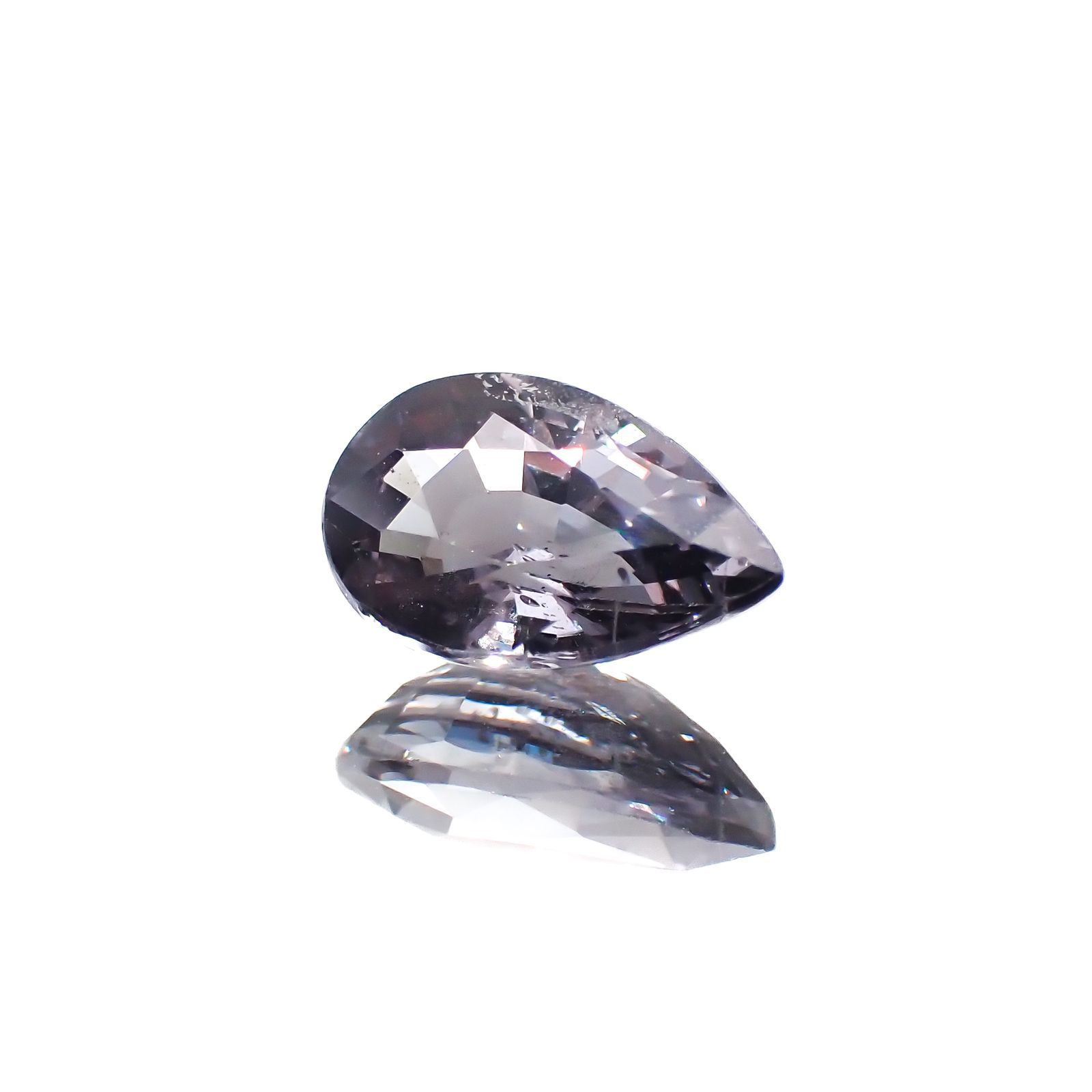 ベキリーブルーガーネット（カラーチェンジガーネット アレキタイプ）(宝石名ガーネット)マダガスカル・ベキリー産 1.19ct 識別済[221018900]8.1x5.2mm前後