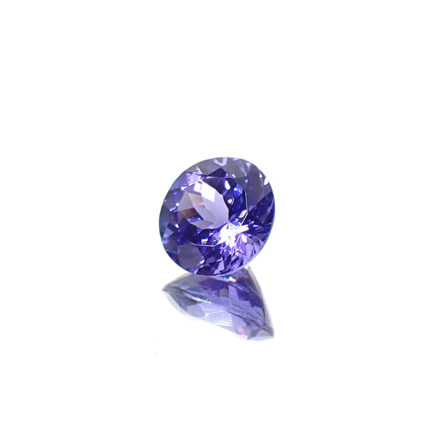 タンザナイト(宝石名タンザナイト)タンザニア産 識別済 1.36ct / 7x7mm前後 [251031241]