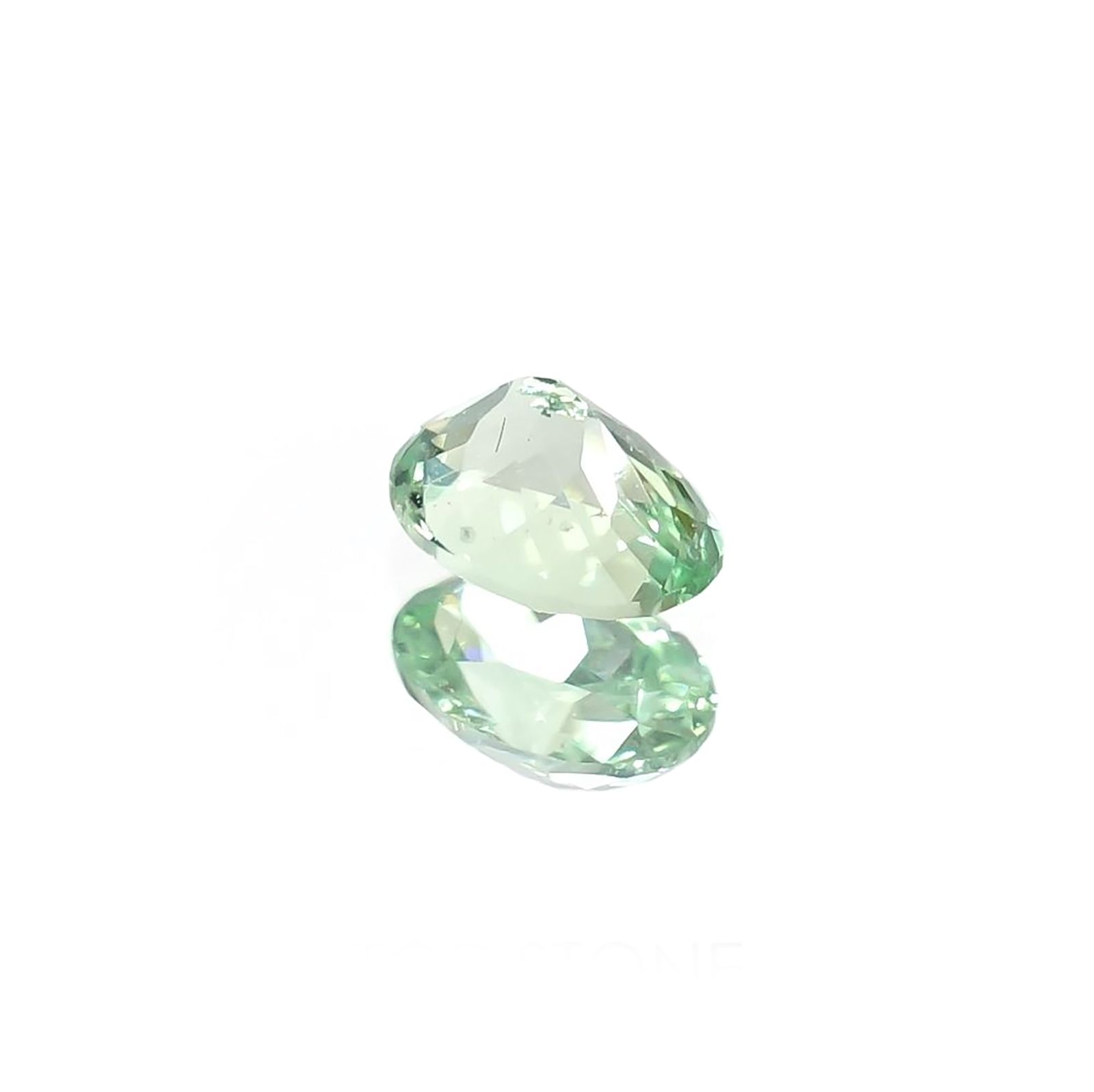 バナジウムコーネルピン(宝石名コーネルピン)タンザニア・タンガ州産 識別済 0.56ct / 5.8x4.2mm前後 [220115628]