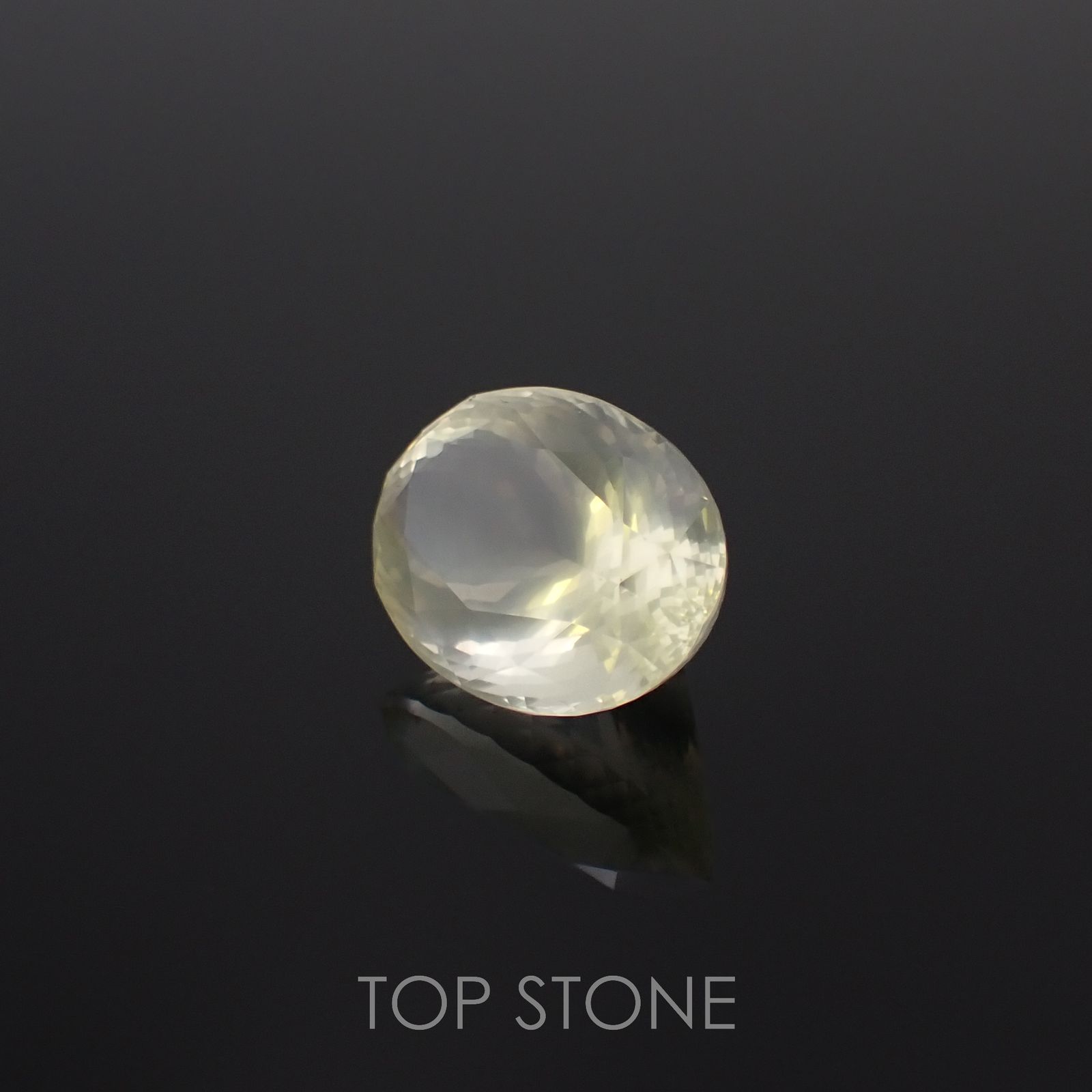 イエローシーンオーソクレース(宝石名シーン・オーソクレース)マダガスカル産 13.184ct ソ付(彩珠)[221018693]17.5x13.1mm前後