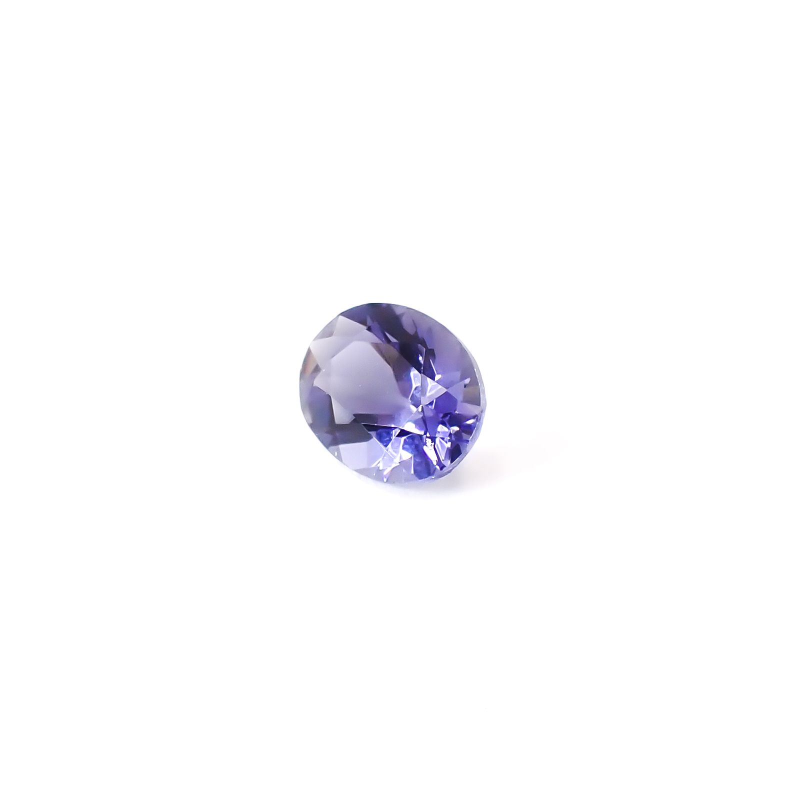 アイオライト タンザニア産 1.61ct / 9.1x7.1mm前後 [260231743]