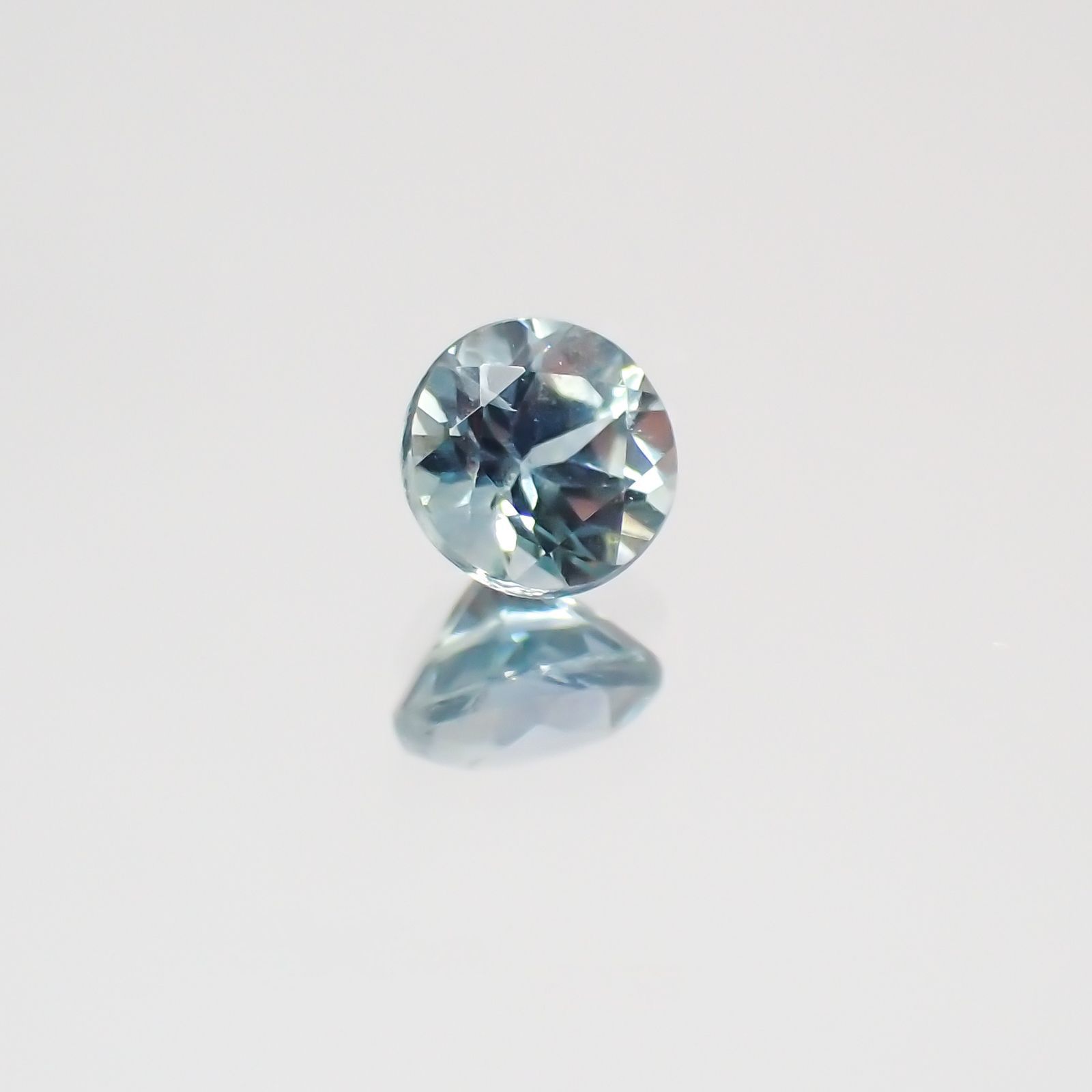 モンタナサファイア アメリカ産 ルース 0.24ct[21029912]3.5×3.5mm前後