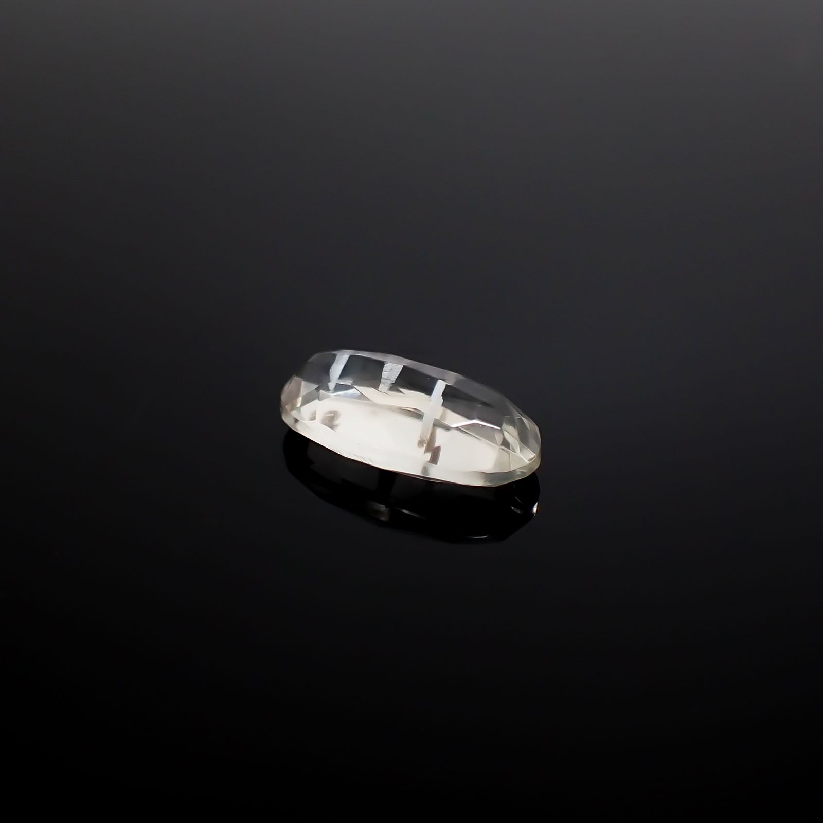 マラウイムーンストーン マラウイ共和国産 3.15ct / 14x7.3mm前後 [260331827]